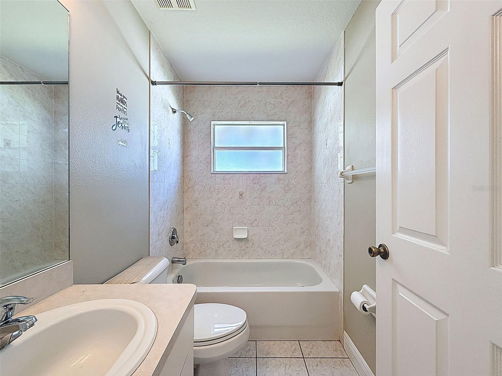 Image 32 of 64 For 125 Cabot Avenue