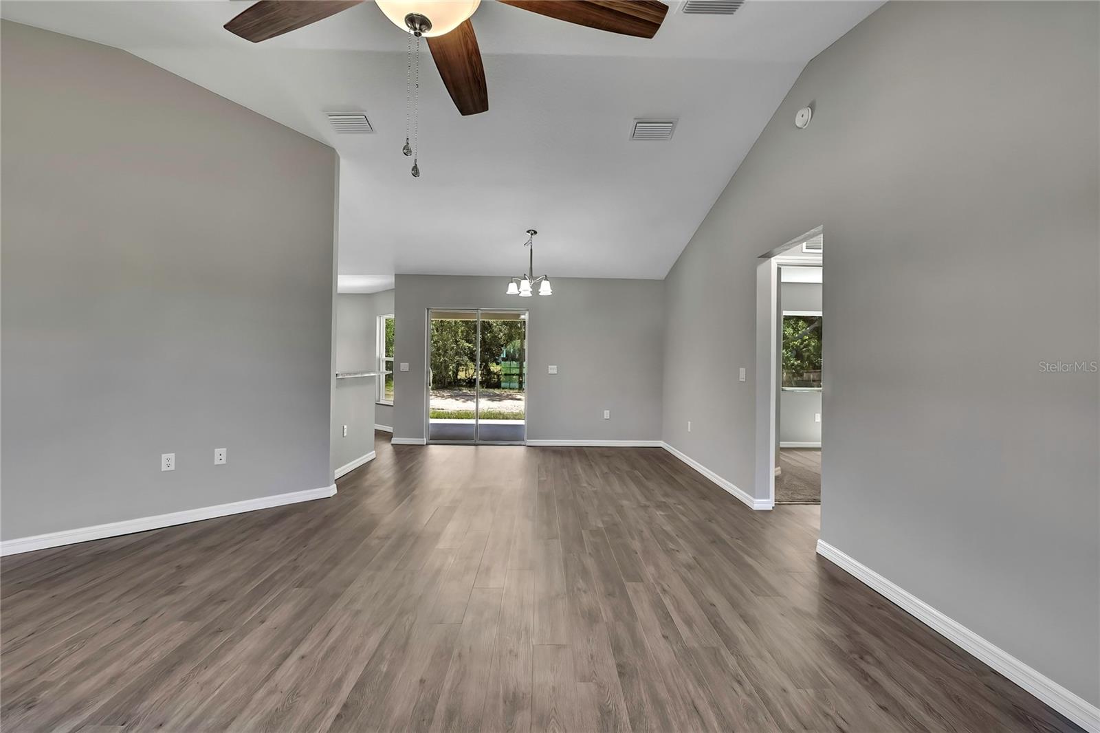 Image 16 of 54 For 12340 Birch Street