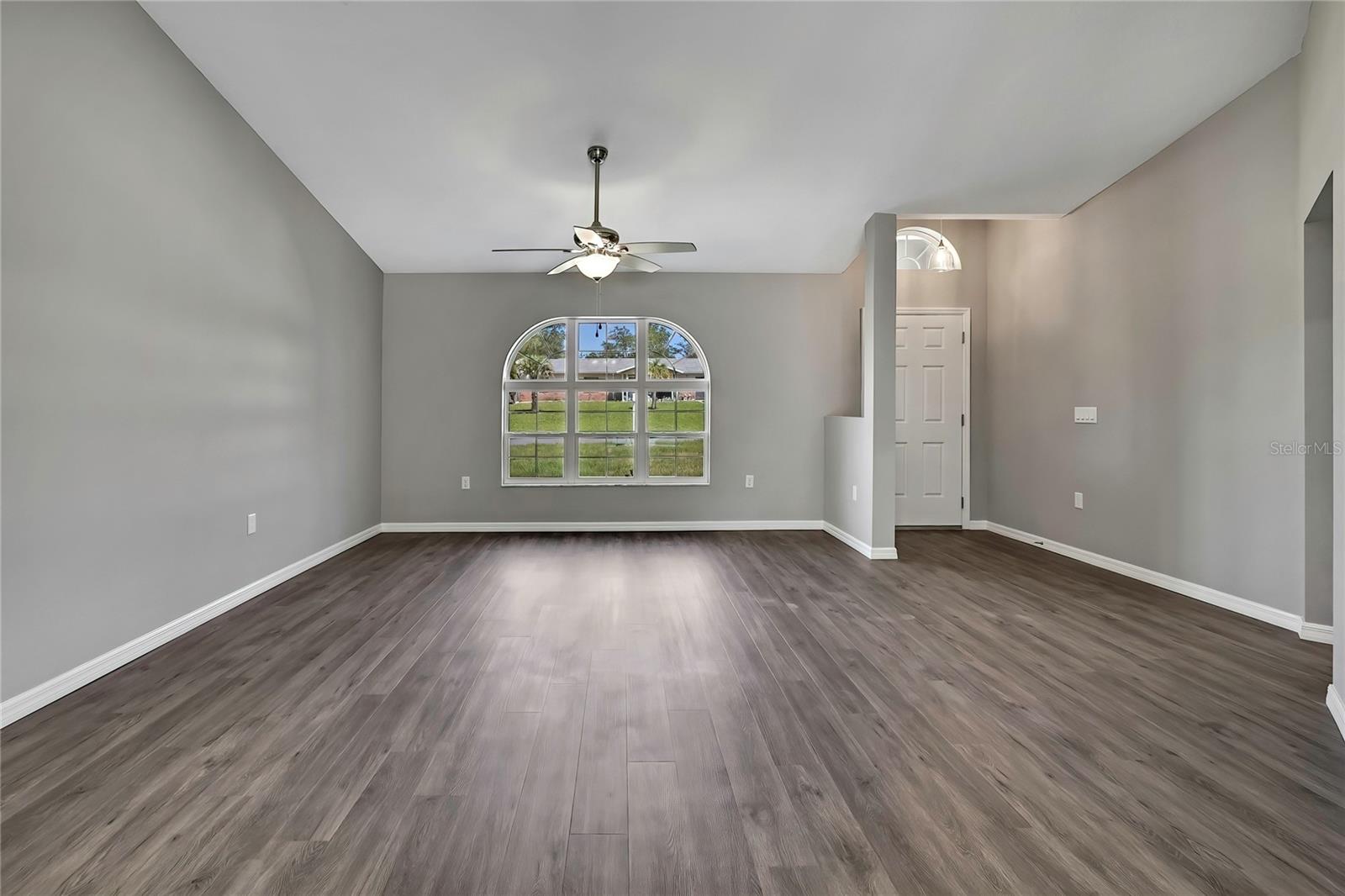 Image 18 of 54 For 12340 Birch Street