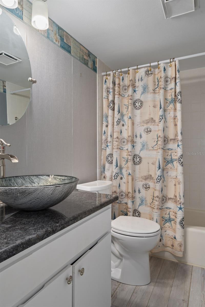 Image 38 of 71 For 8211 Brent Street 832