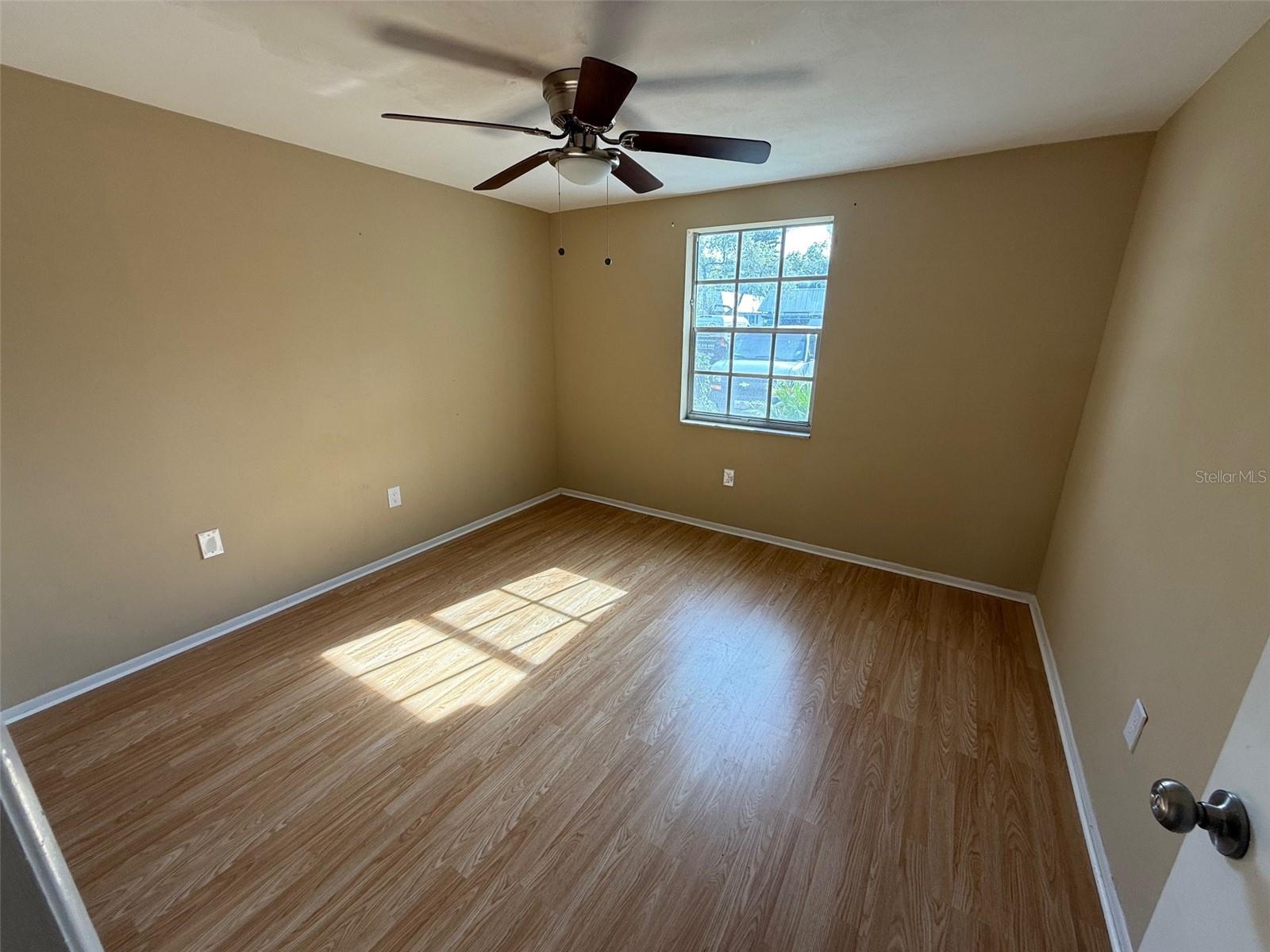 Image 10 of 13 For 4233 Tamargo Drive 4233