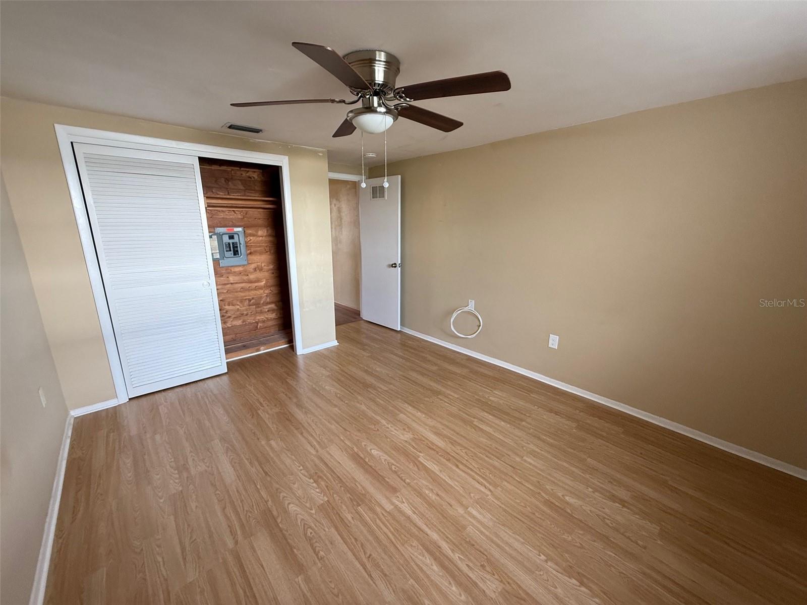 Image 8 of 13 For 4233 Tamargo Drive 4233