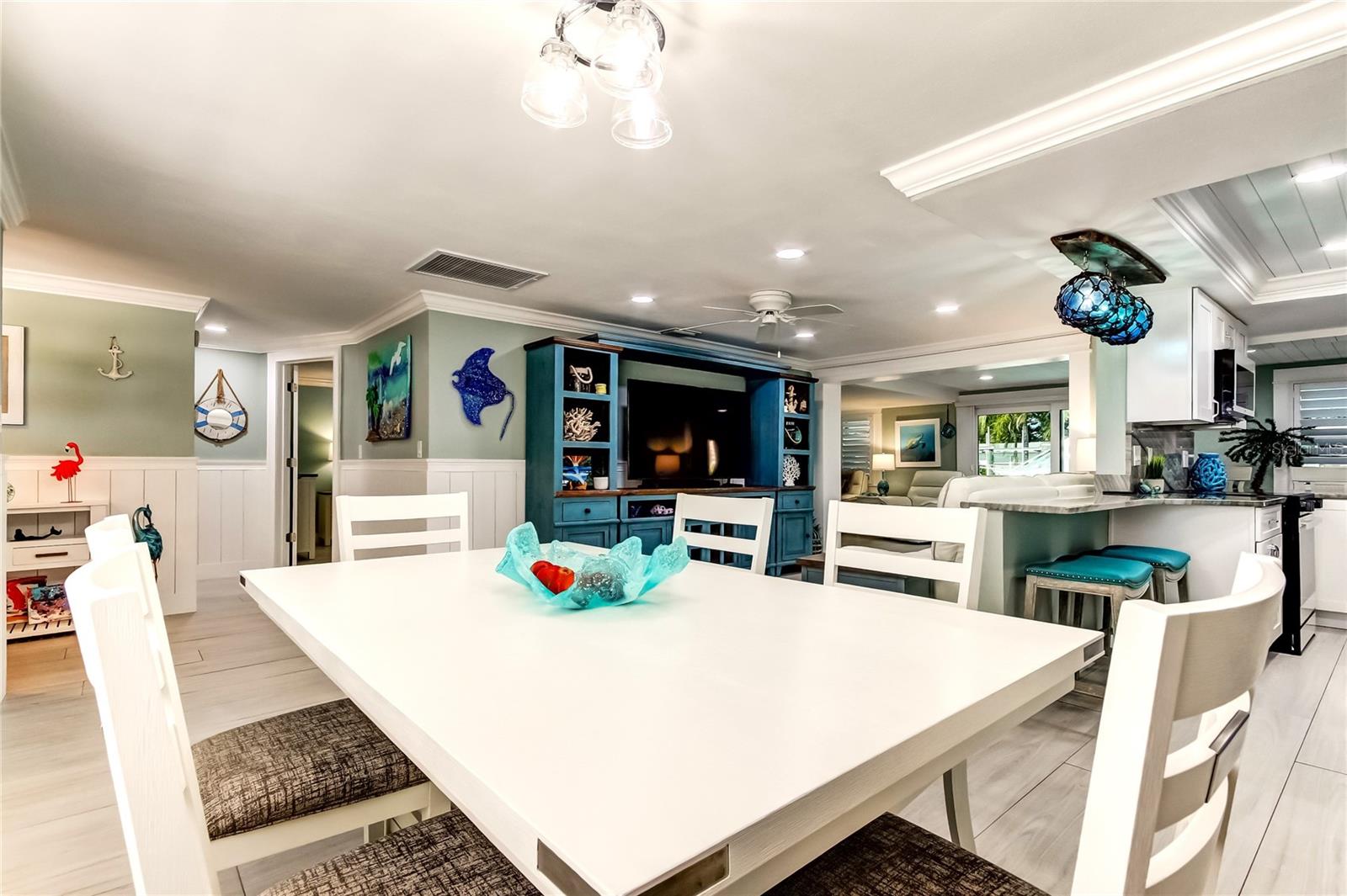 Image 11 of 56 For 13539 Allyn Drive