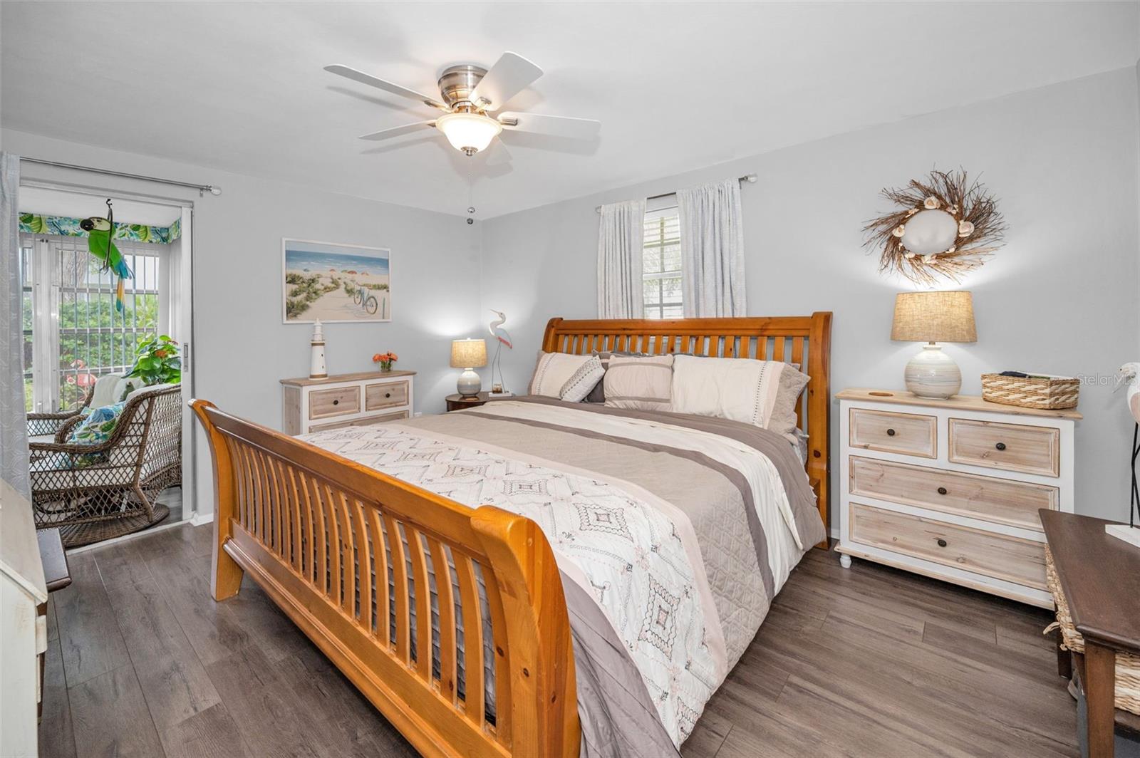 Image 22 of 59 For 4224 Rax Place 4224