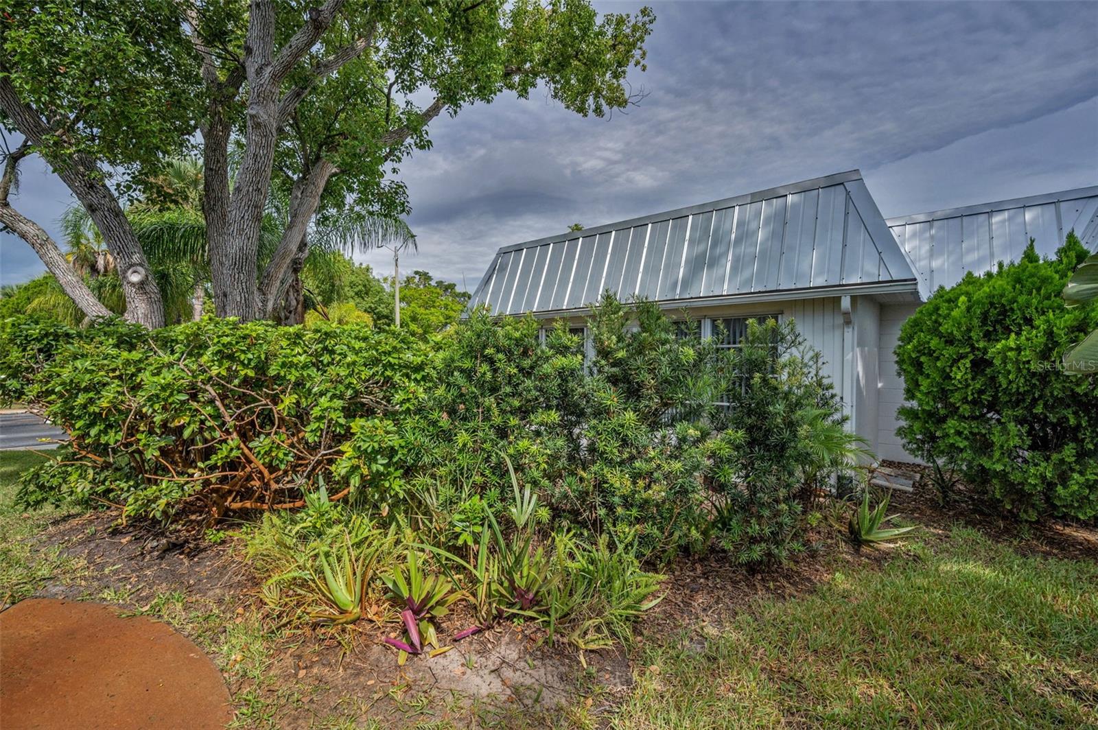 Image 41 of 59 For 4224 Rax Place 4224