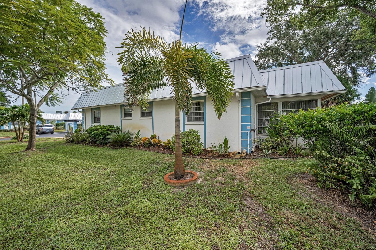 Image 42 of 59 For 4224 Rax Place 4224