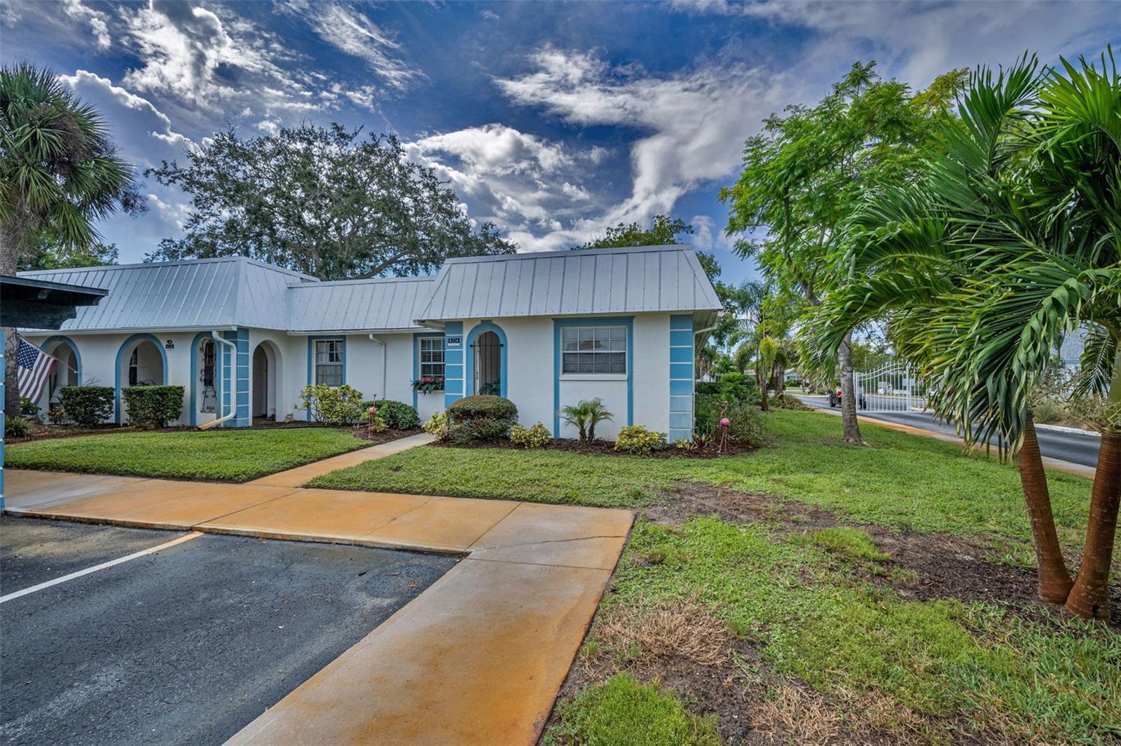 Image 5 of 59 For 4224 Rax Place 4224
