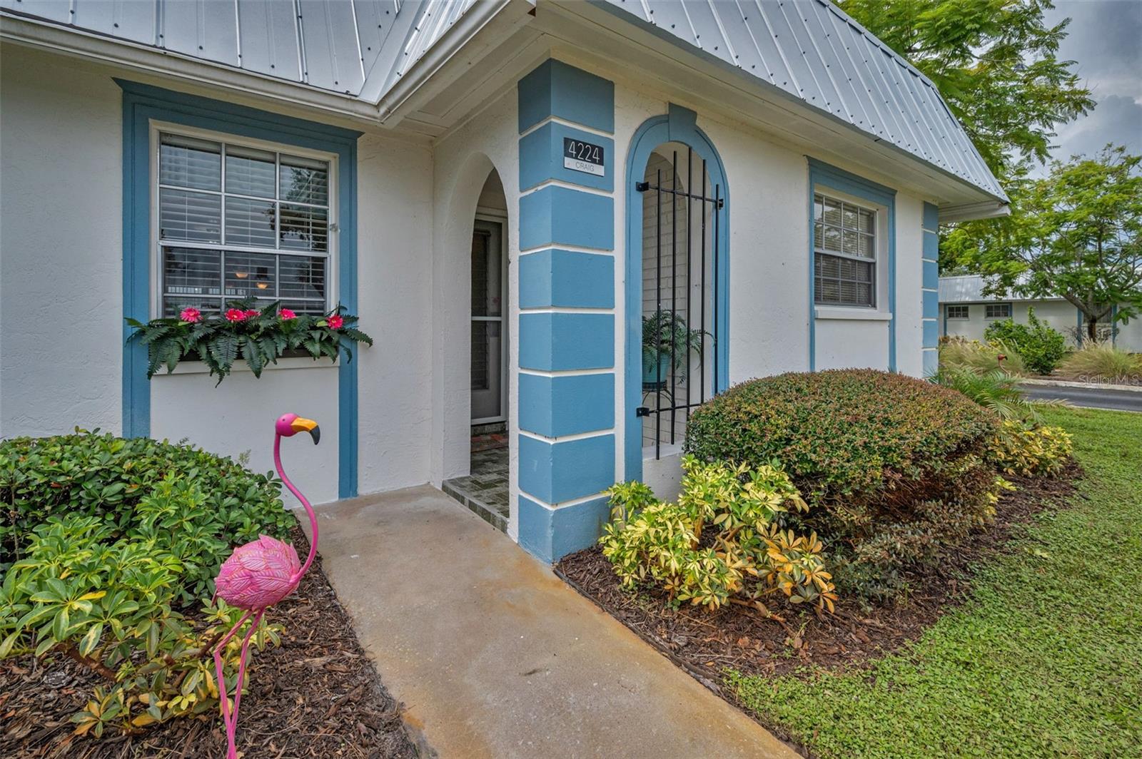 Image 6 of 59 For 4224 Rax Place 4224