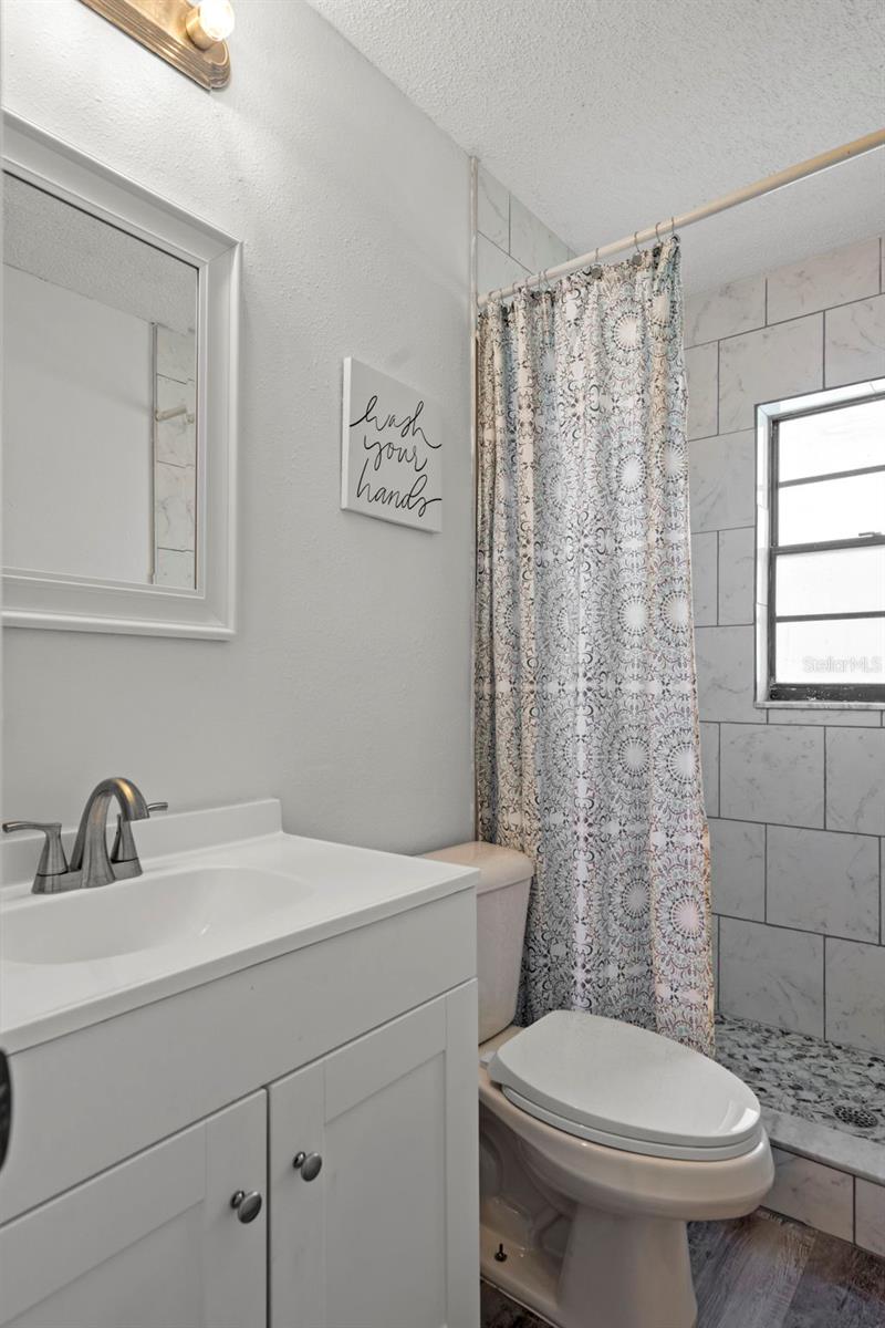 Image 30 of 55 For 1183 Farley Avenue