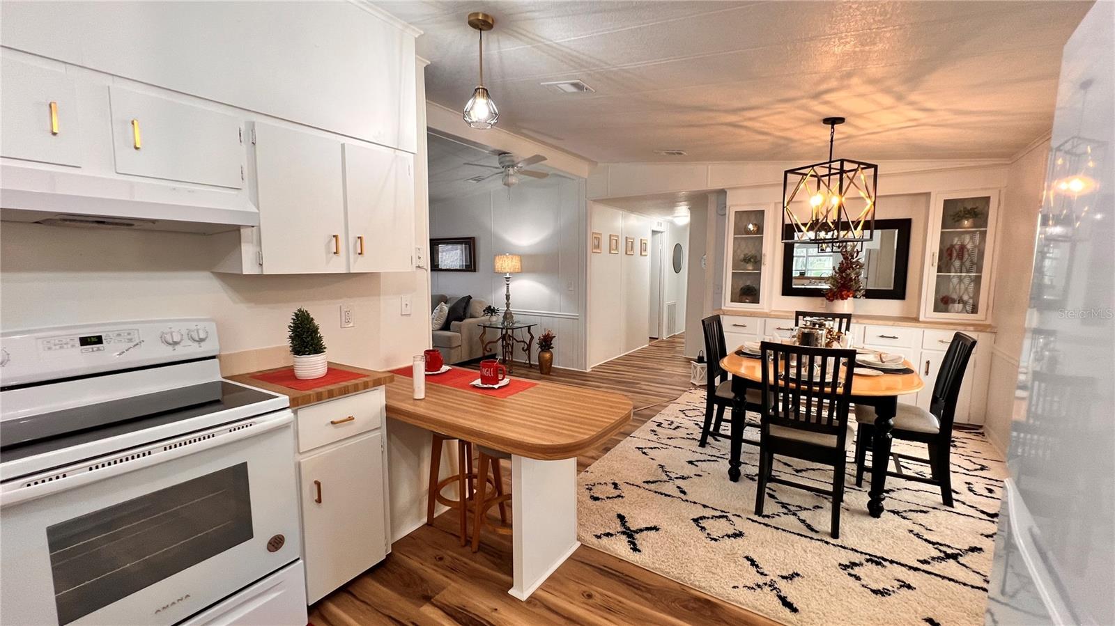 Image 11 of 38 For 9303 Highpoint Boulevard