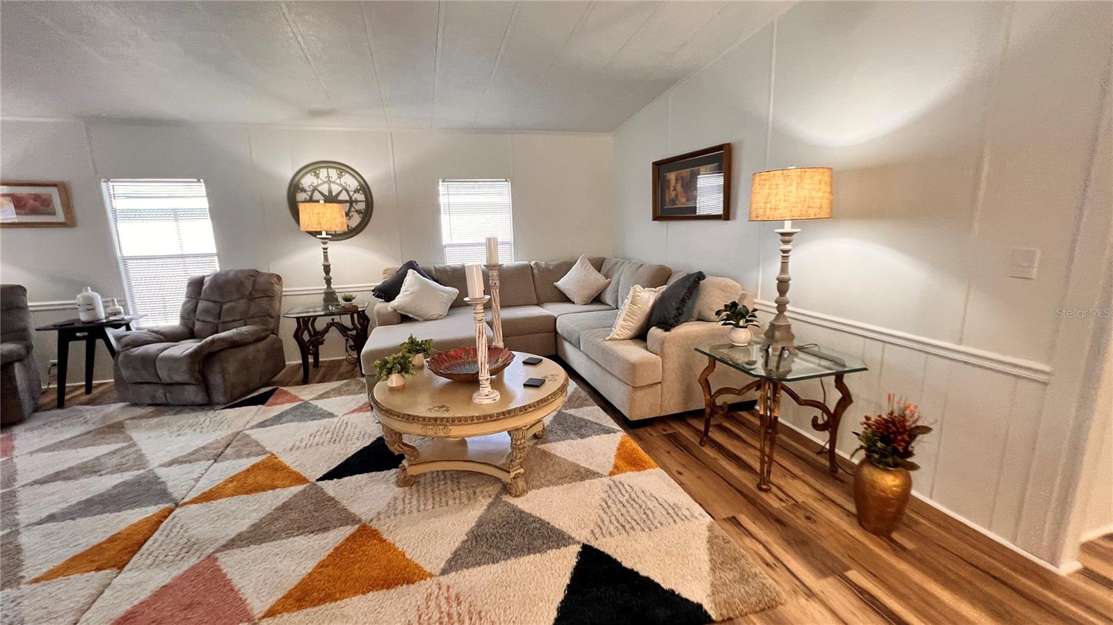 Image 12 of 38 For 9303 Highpoint Boulevard