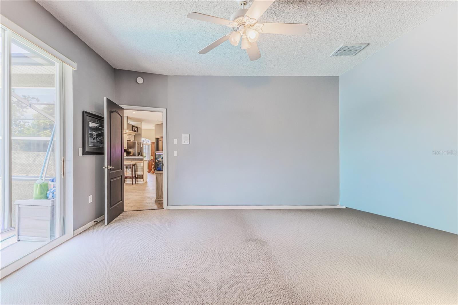 Image 31 of 41 For 1201 Overland Drive