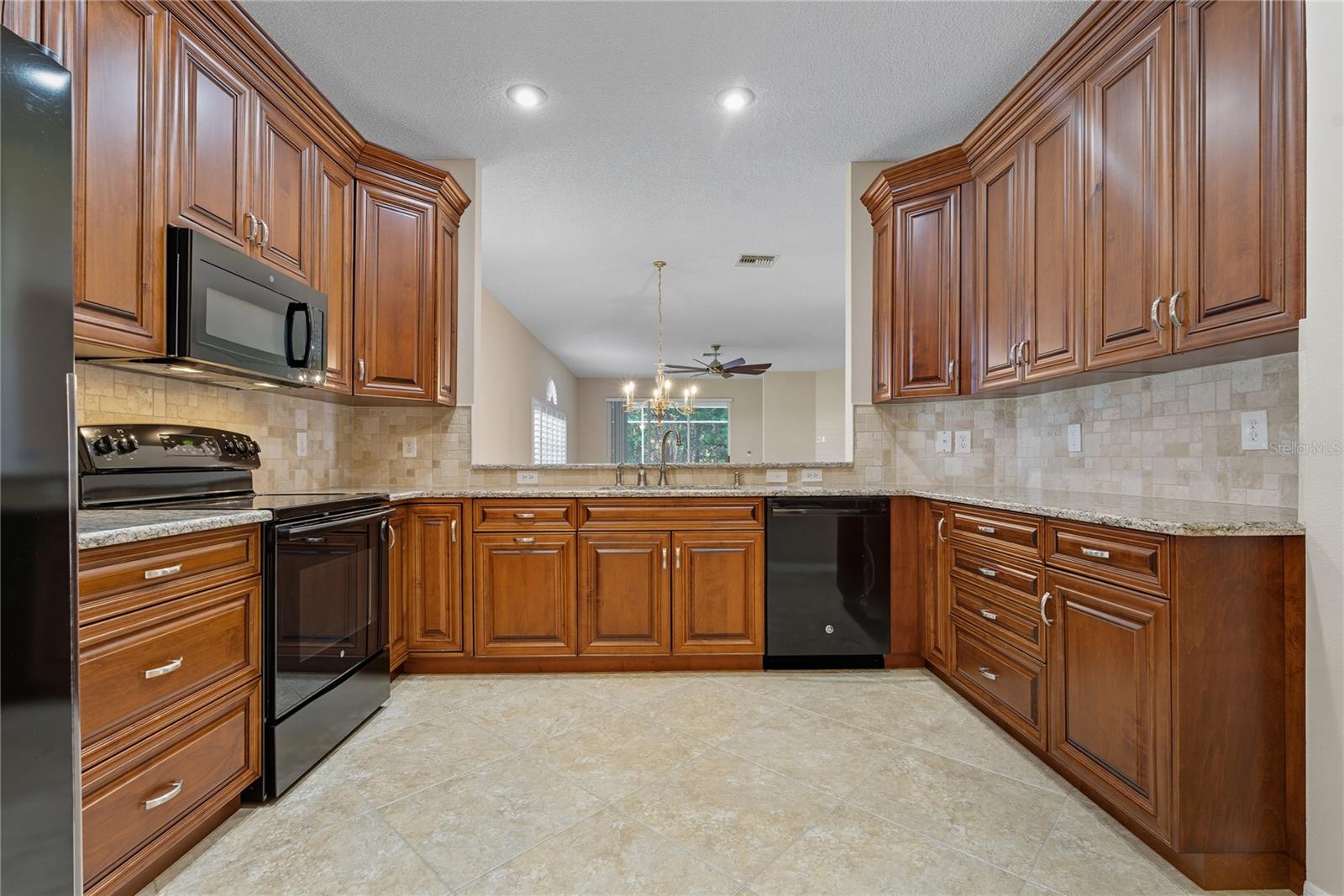 Image 6 of 58 For 1383 Dartford Drive