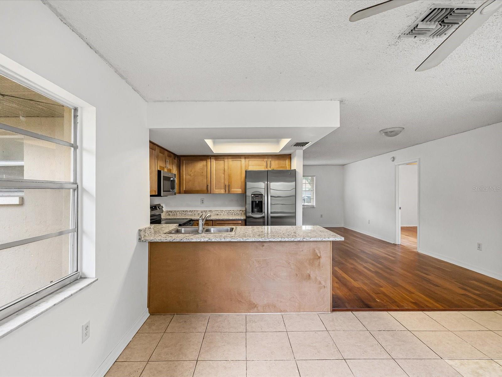 Image 16 of 35 For 9269 Bladon Street