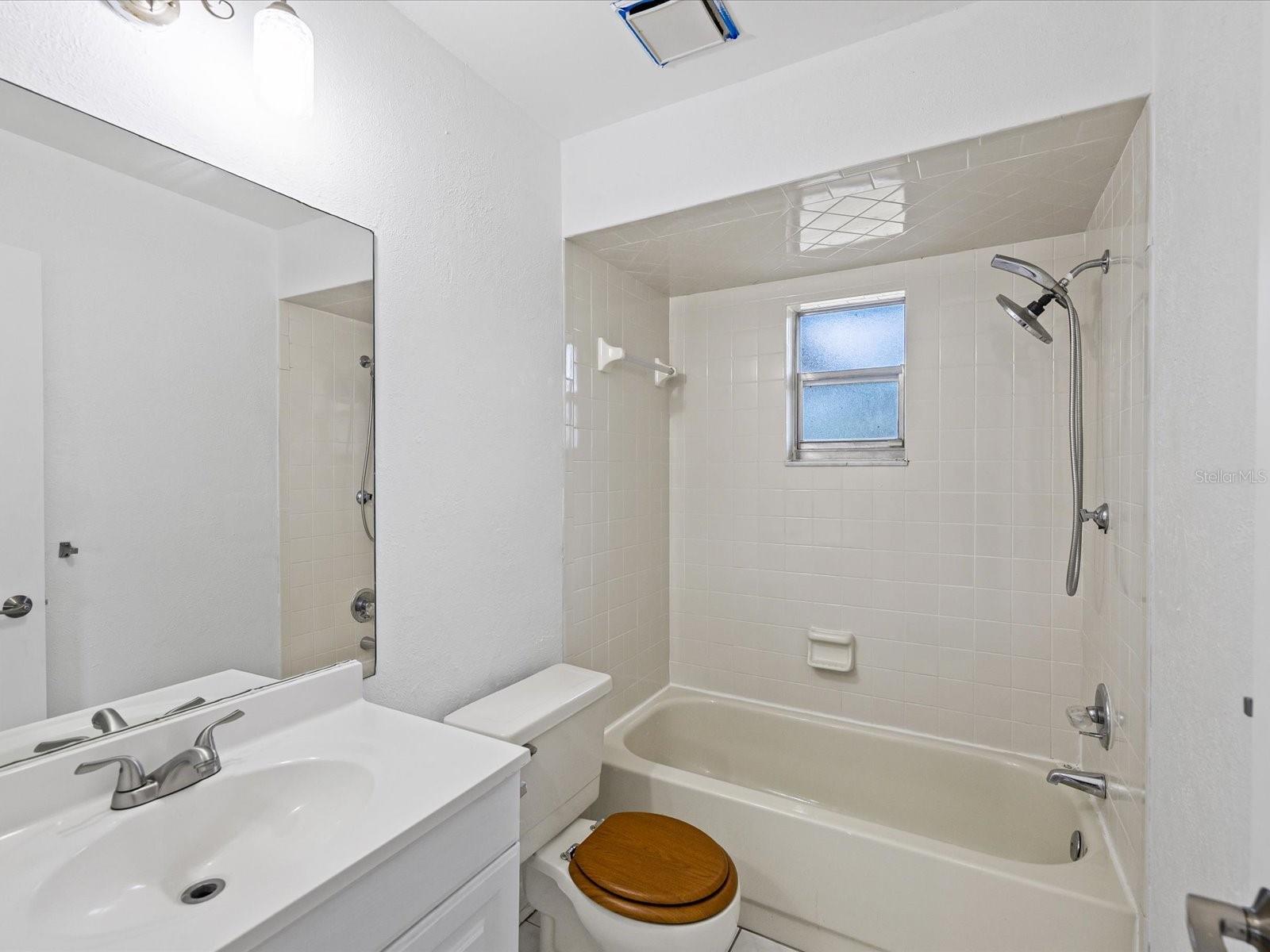 Image 21 of 35 For 9269 Bladon Street