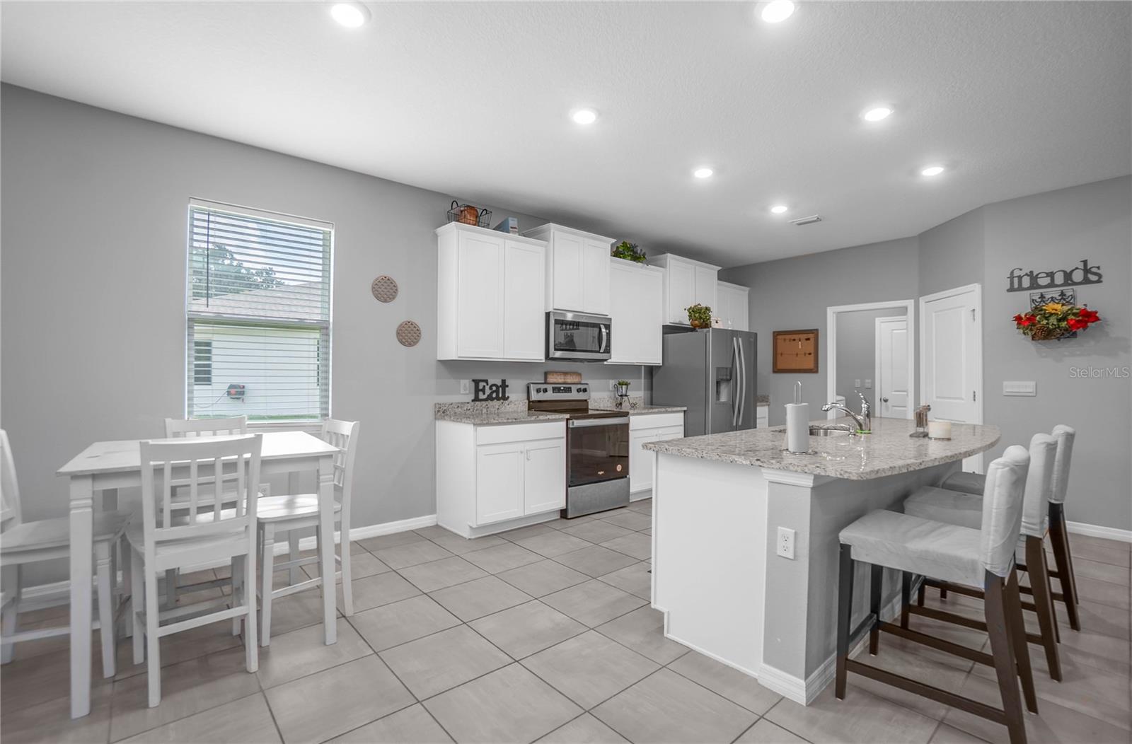 Image 10 of 54 For 14069 Wineberry Drive