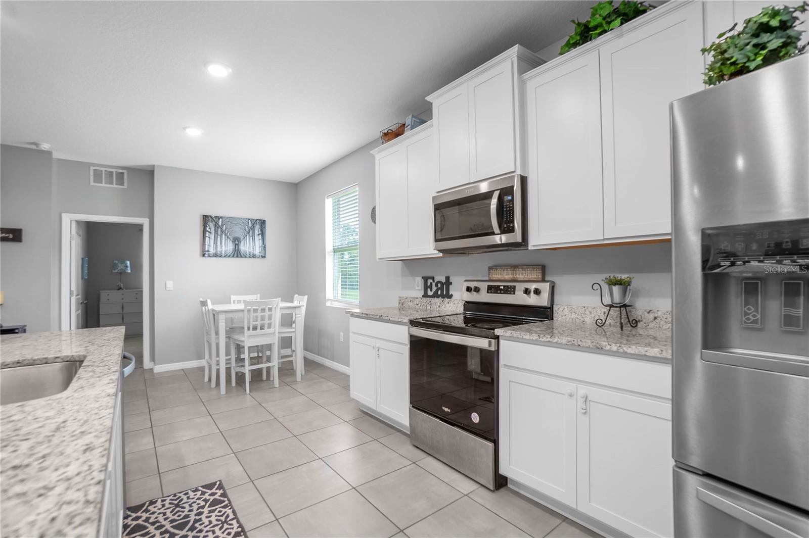 Image 13 of 54 For 14069 Wineberry Drive