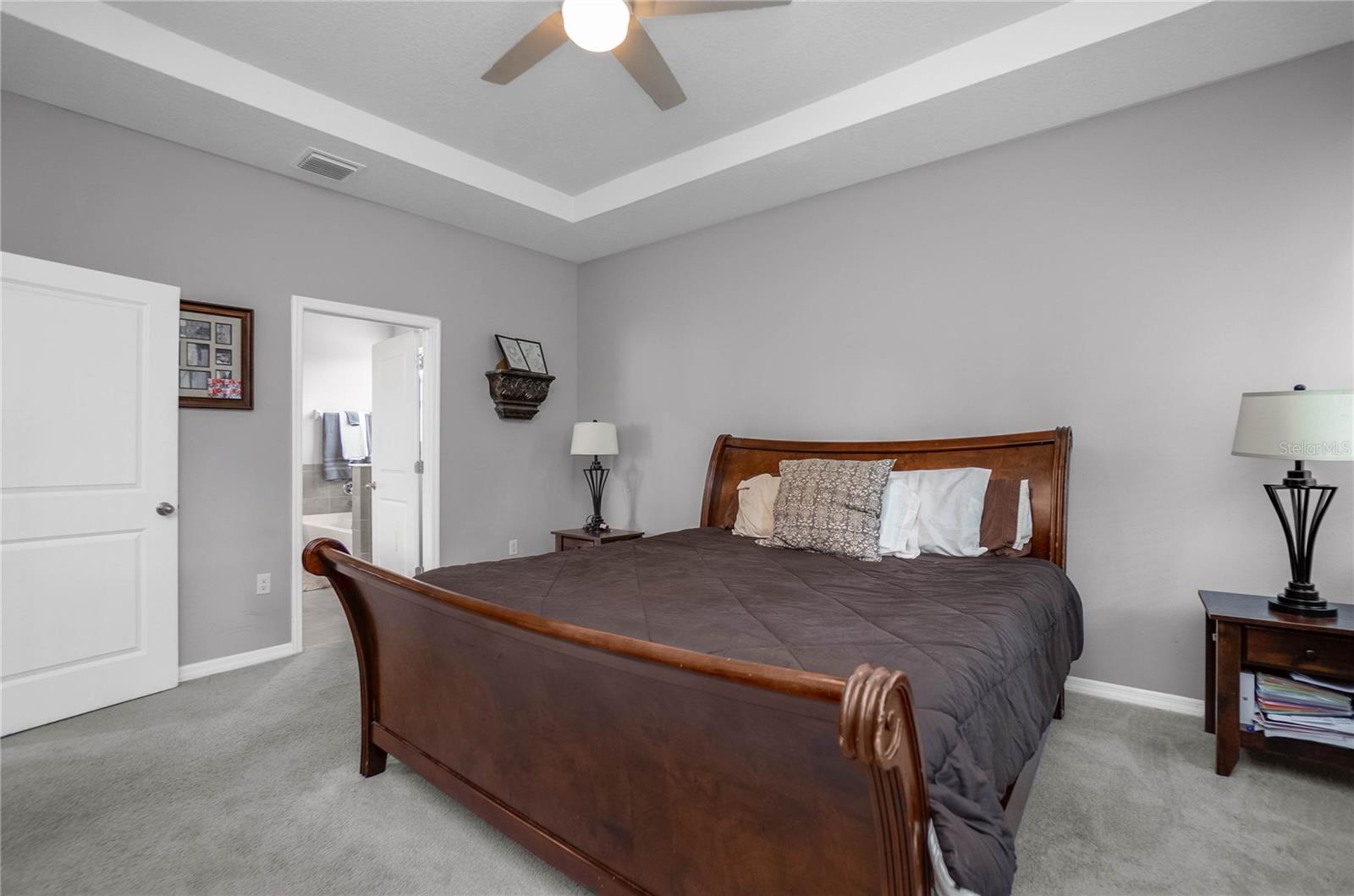Image 17 of 54 For 14069 Wineberry Drive