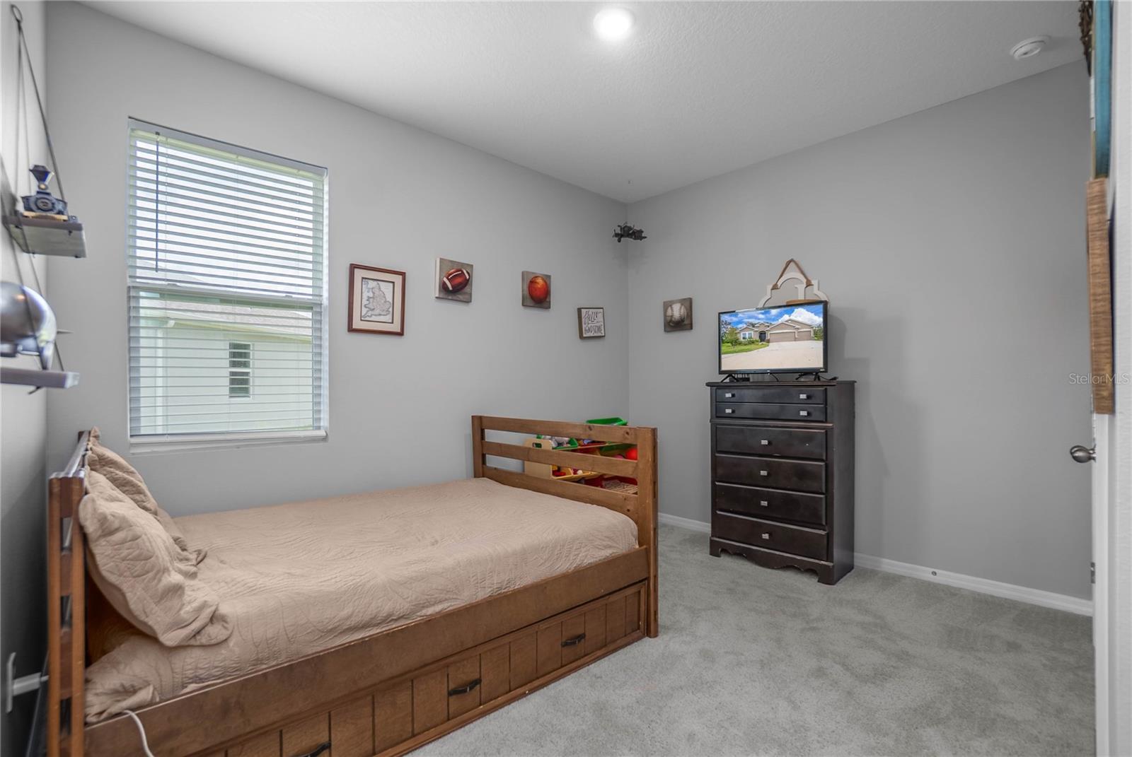 Image 27 of 54 For 14069 Wineberry Drive