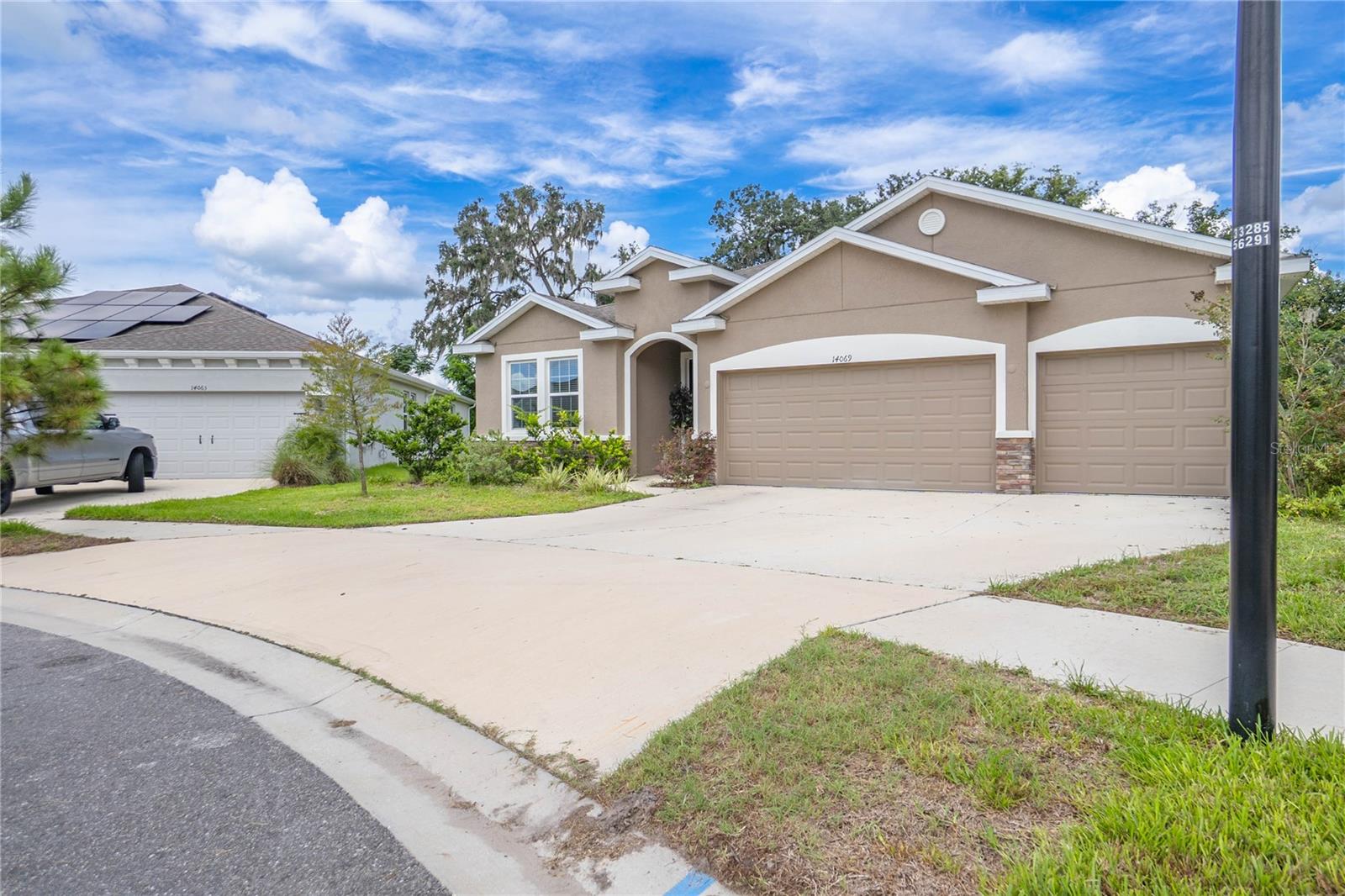 Image 4 of 54 For 14069 Wineberry Drive