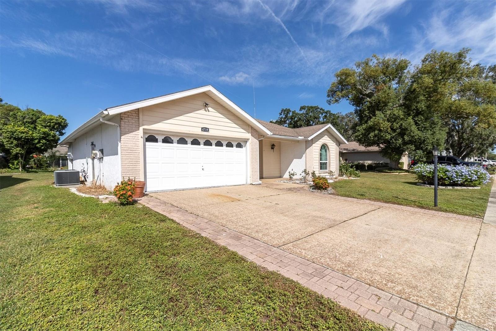 Image 30 of 62 For 4719 Cavendish Drive