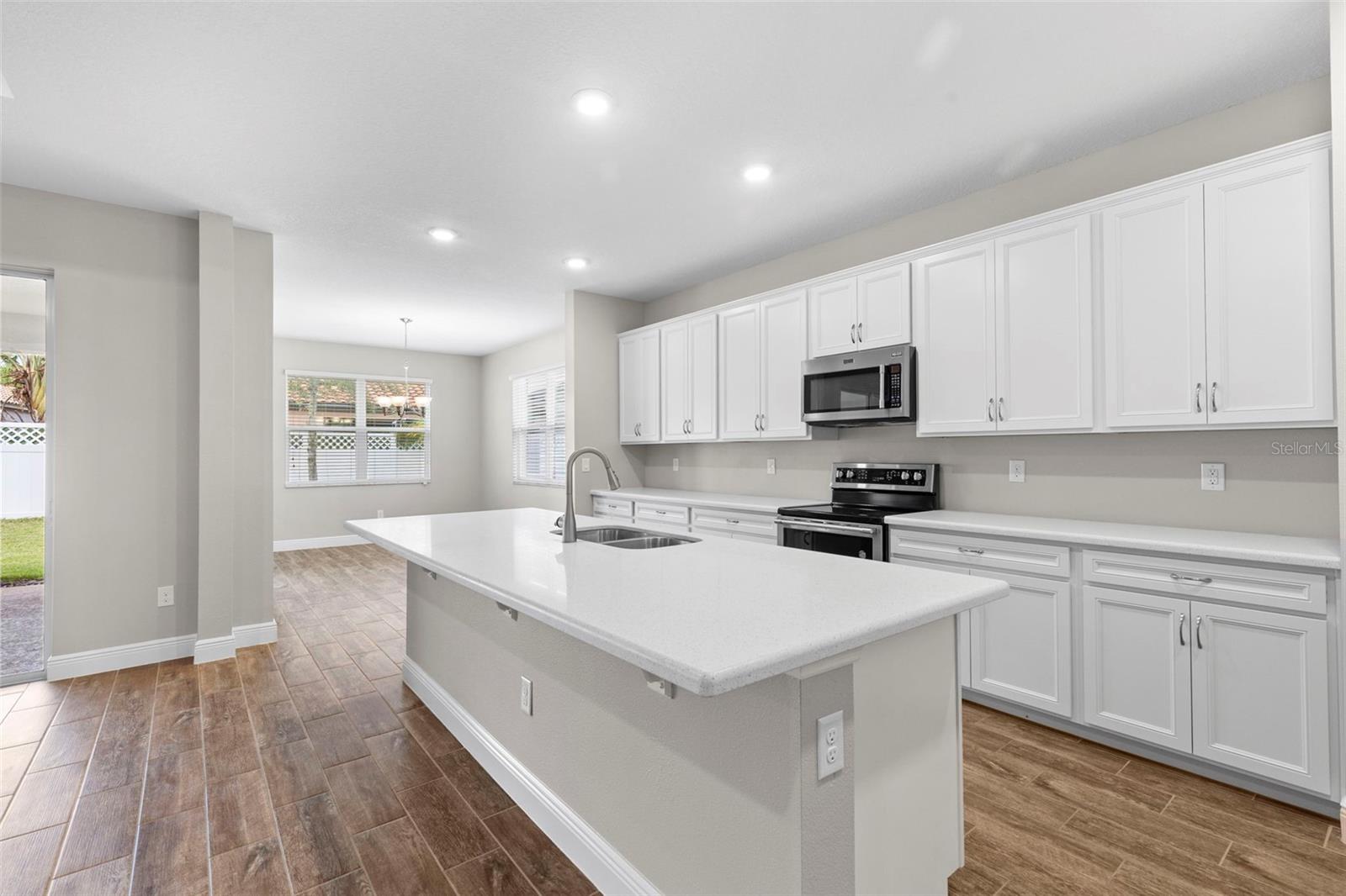 Image 4 of 64 For 11933 Cinnamon Fern Drive