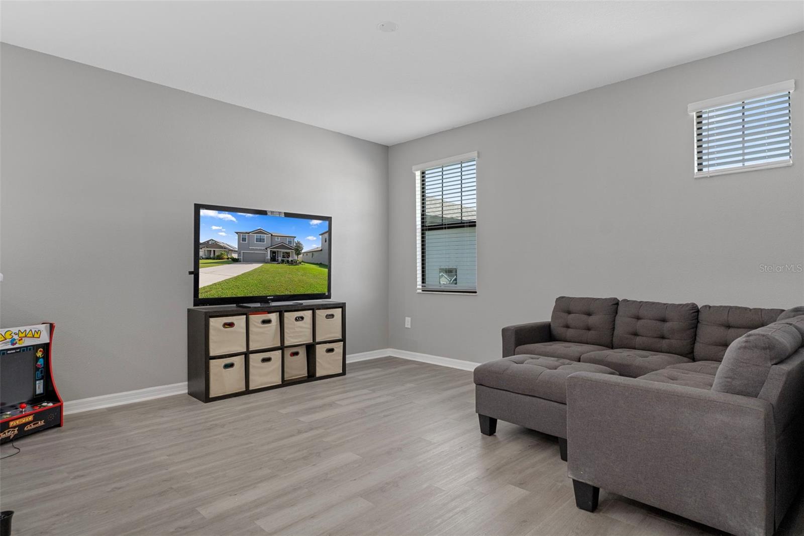 Image 34 of 81 For 13968 Nesbit Court