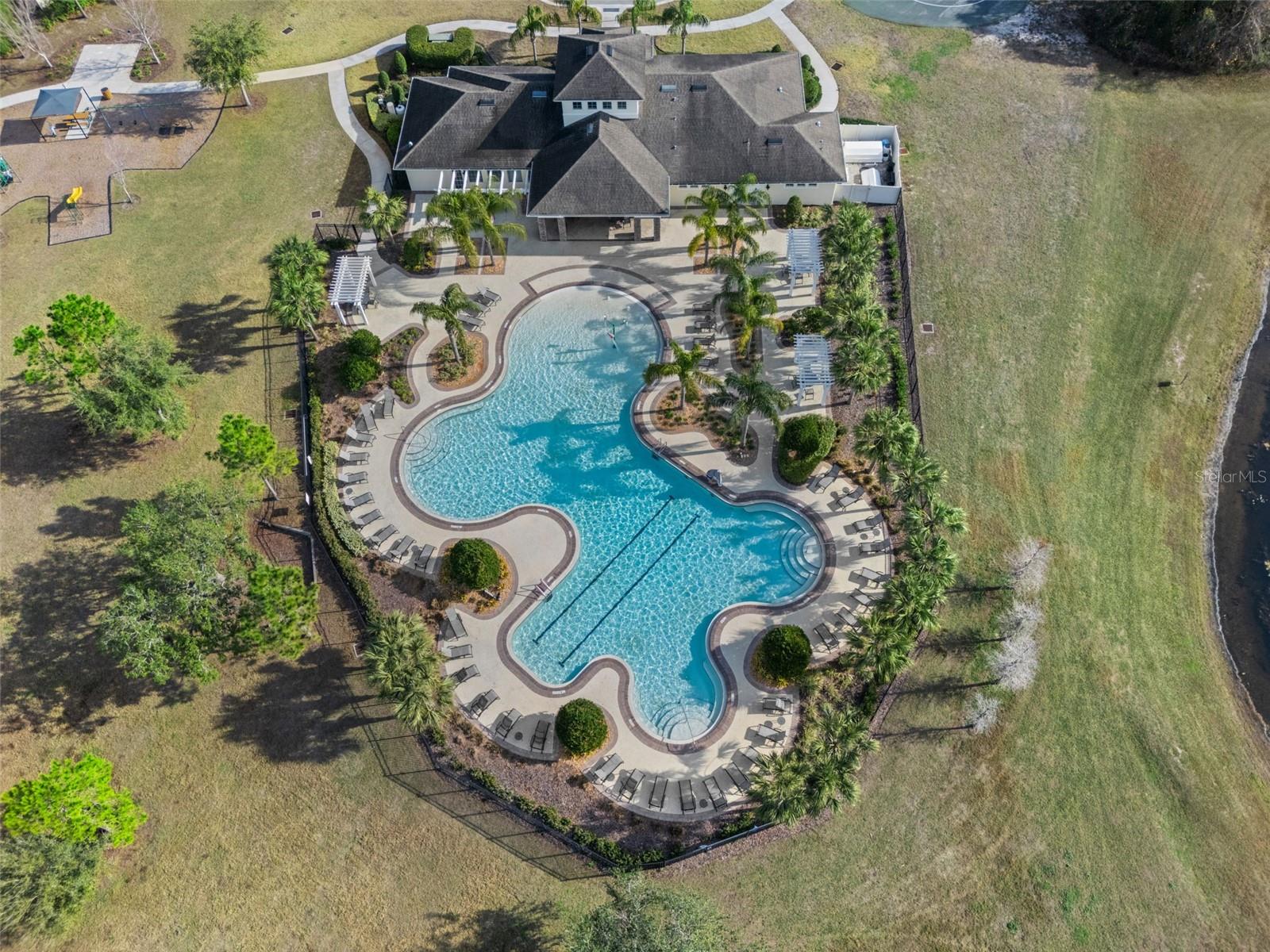 Image 58 of 81 For 13968 Nesbit Court