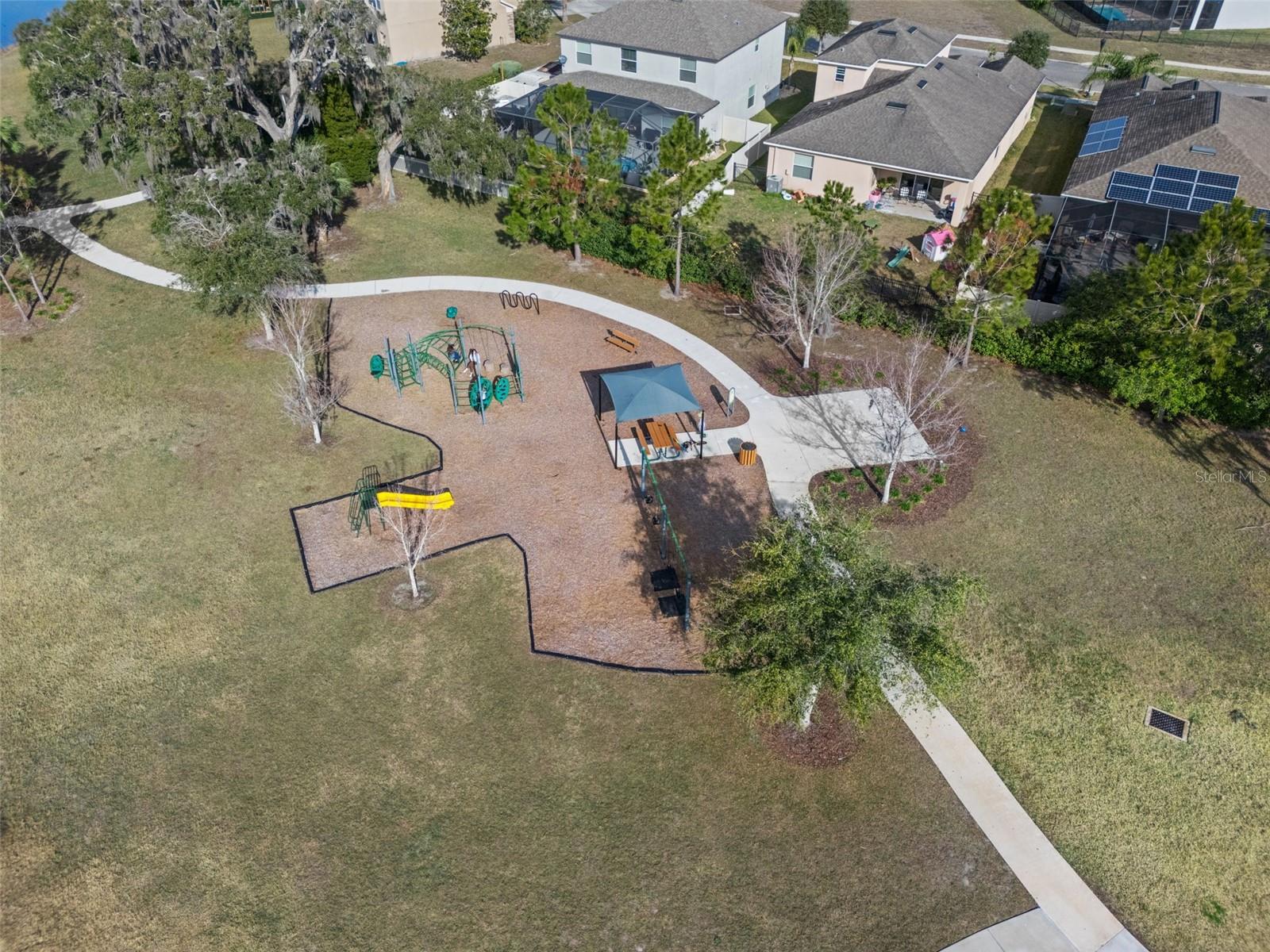 Image 60 of 81 For 13968 Nesbit Court