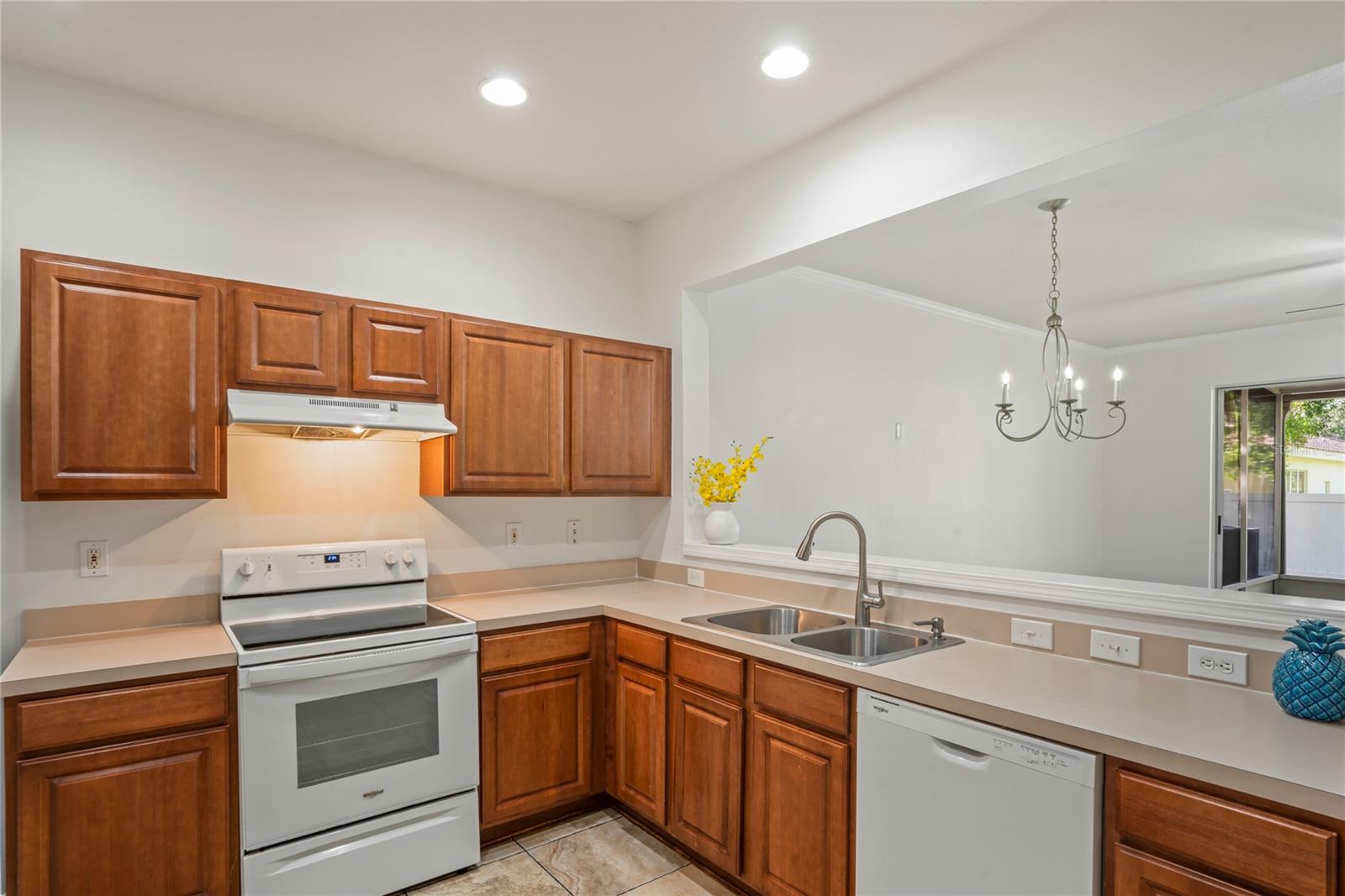 Image 21 of 68 For 8412 Sandy Beach Street