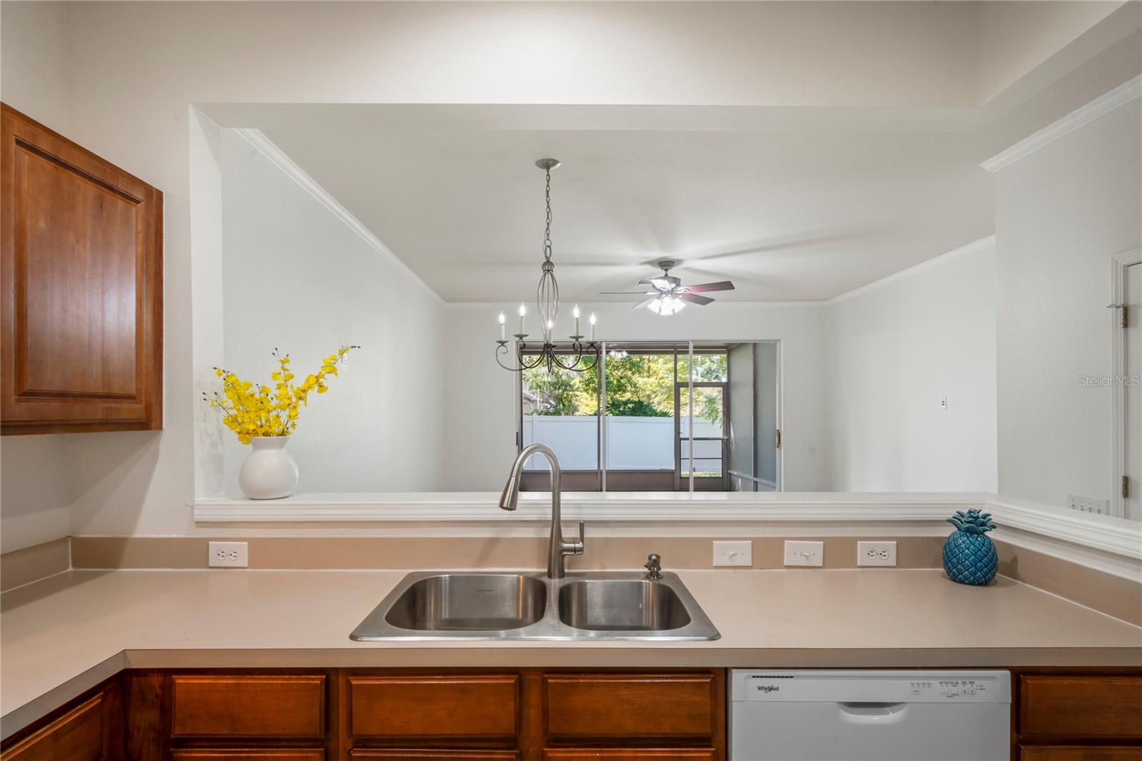 Image 22 of 68 For 8412 Sandy Beach Street