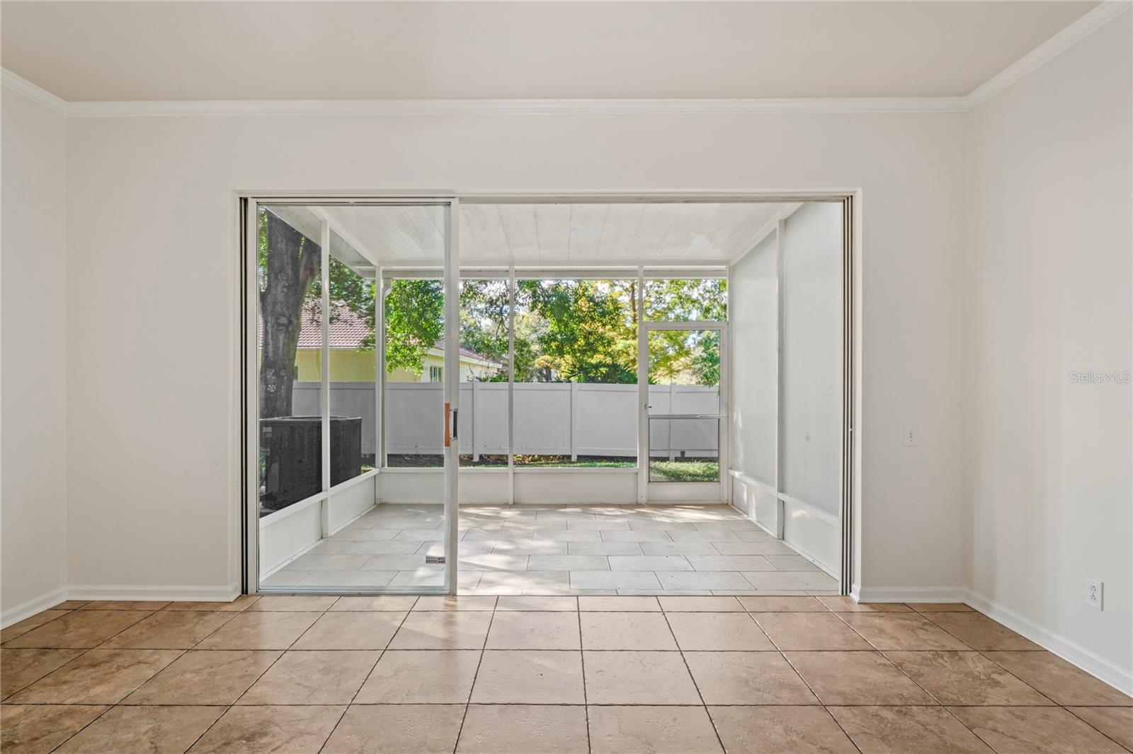 Image 6 of 68 For 8412 Sandy Beach Street