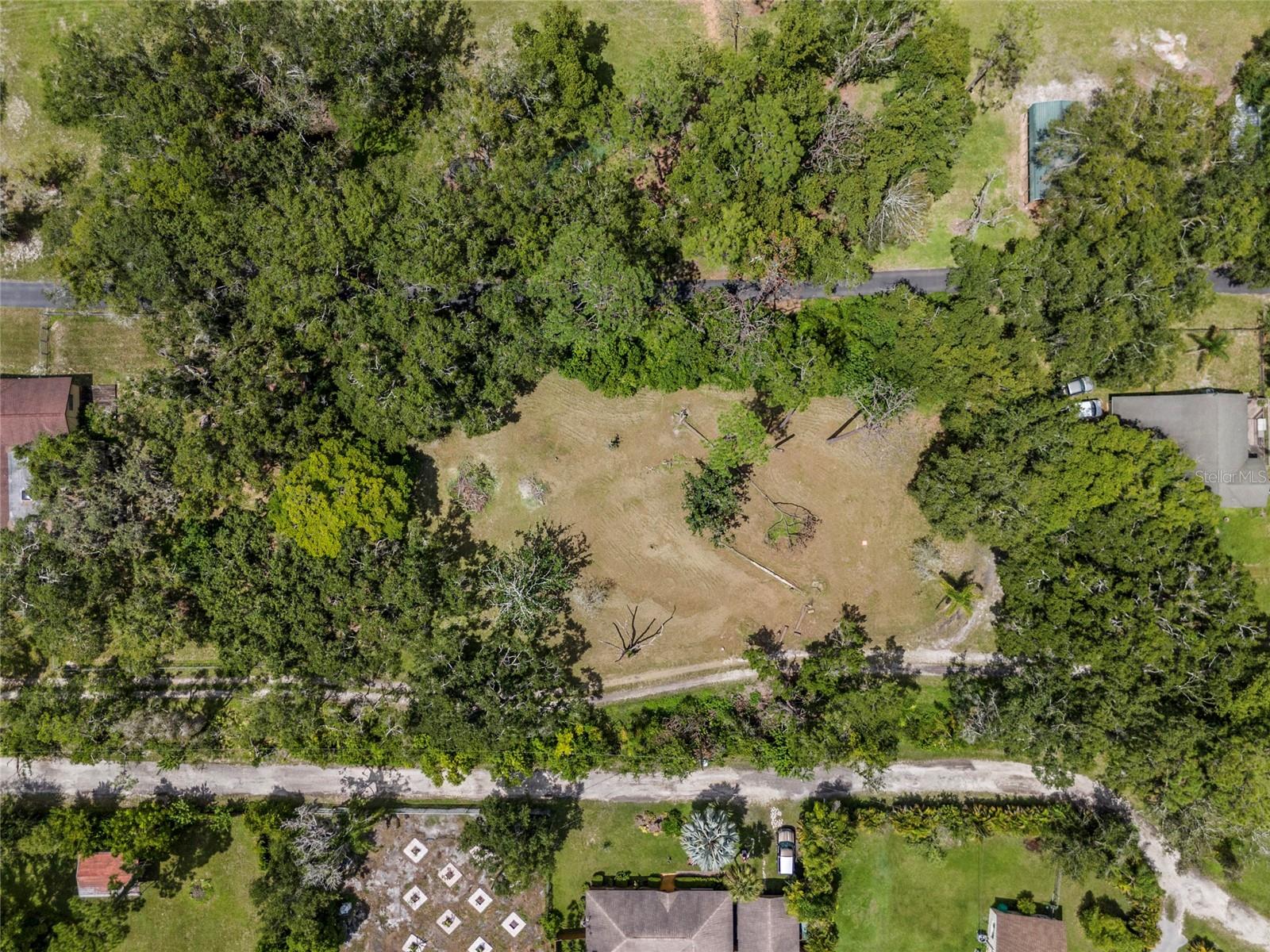 Image 6 of 79 For 20125 Green Grass Lane