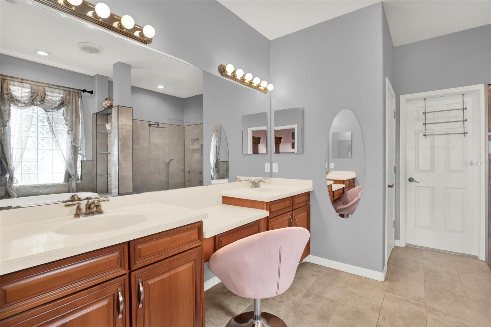 Image 23 of 64 For 10435 Deerberry Drive