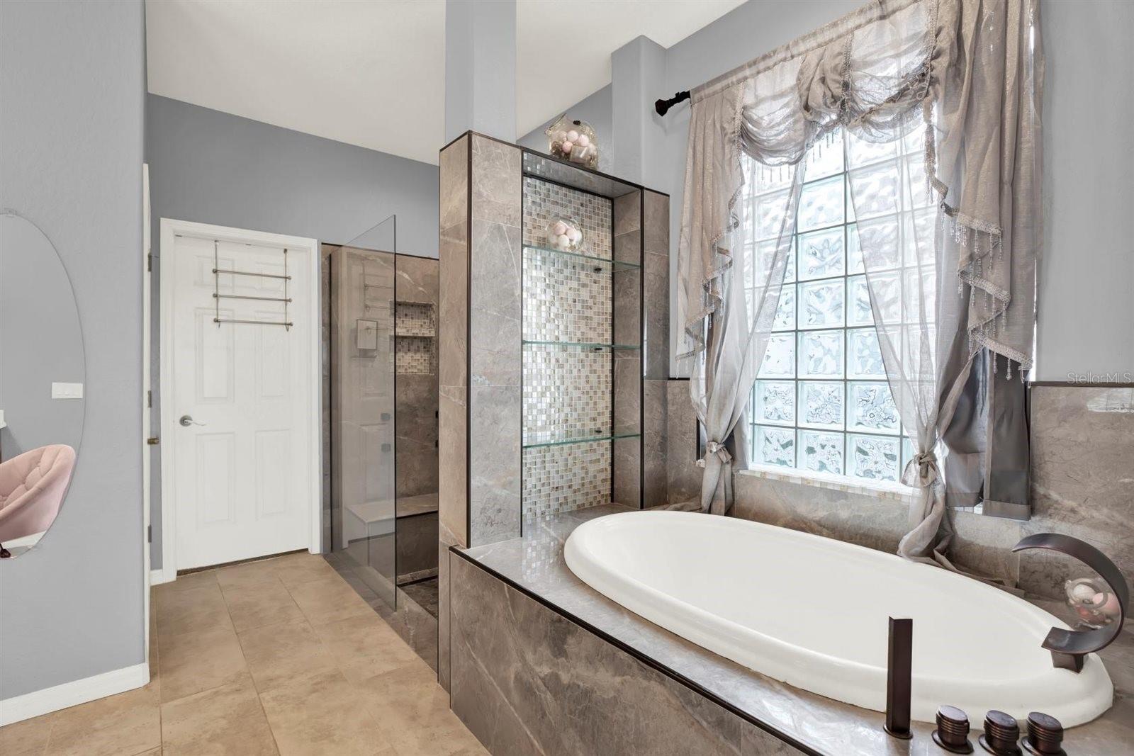 Image 24 of 64 For 10435 Deerberry Drive