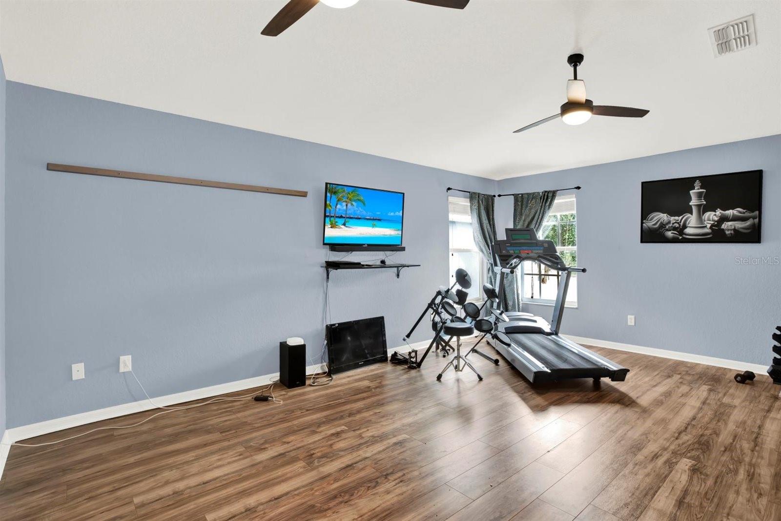 Image 36 of 64 For 10435 Deerberry Drive