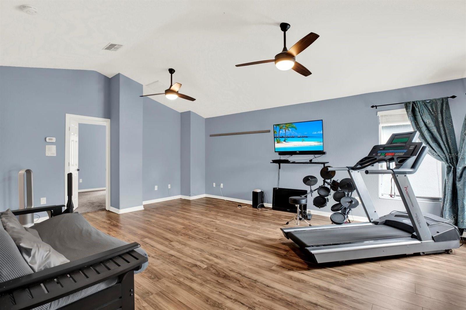 Image 37 of 64 For 10435 Deerberry Drive