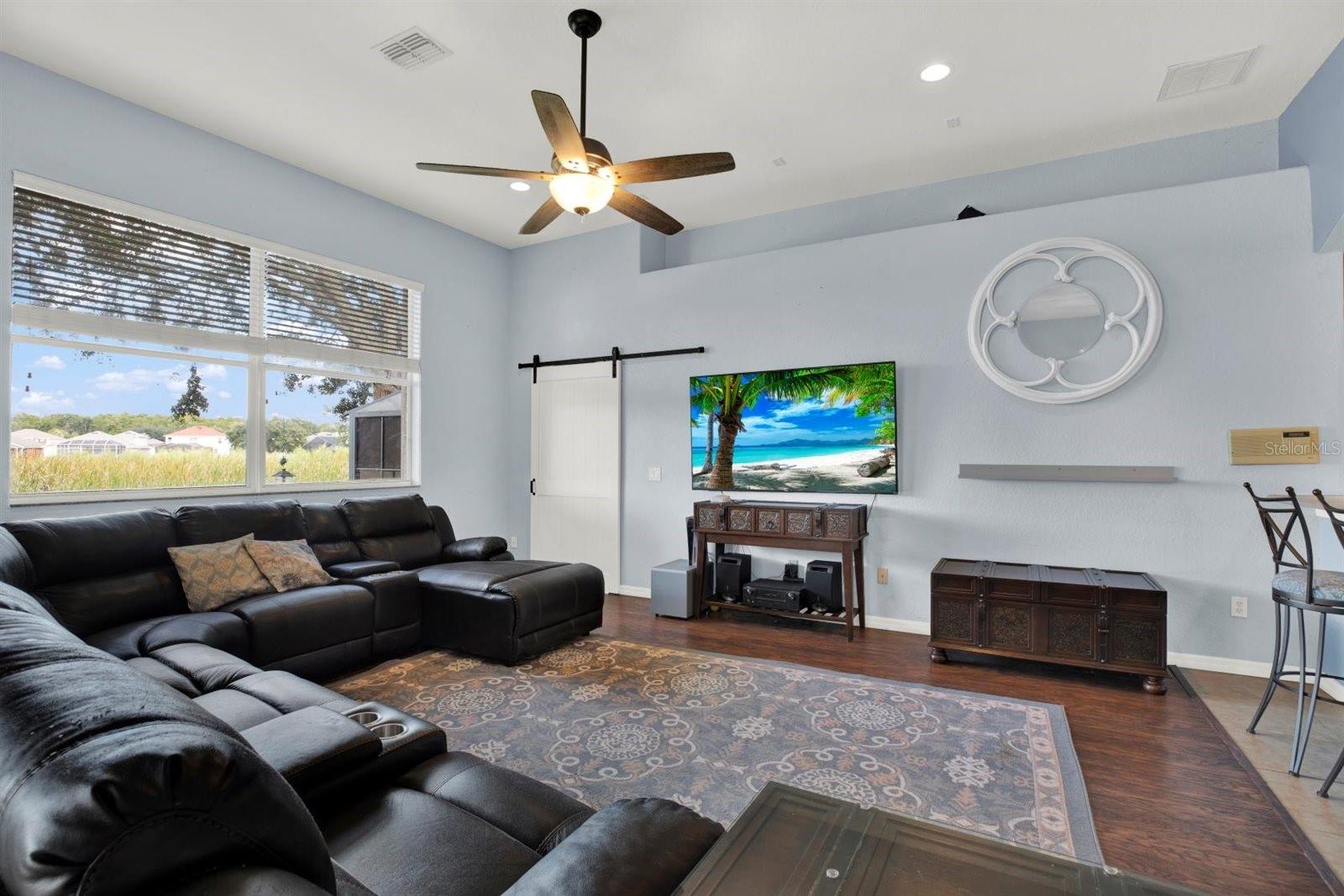 Image 4 of 64 For 10435 Deerberry Drive