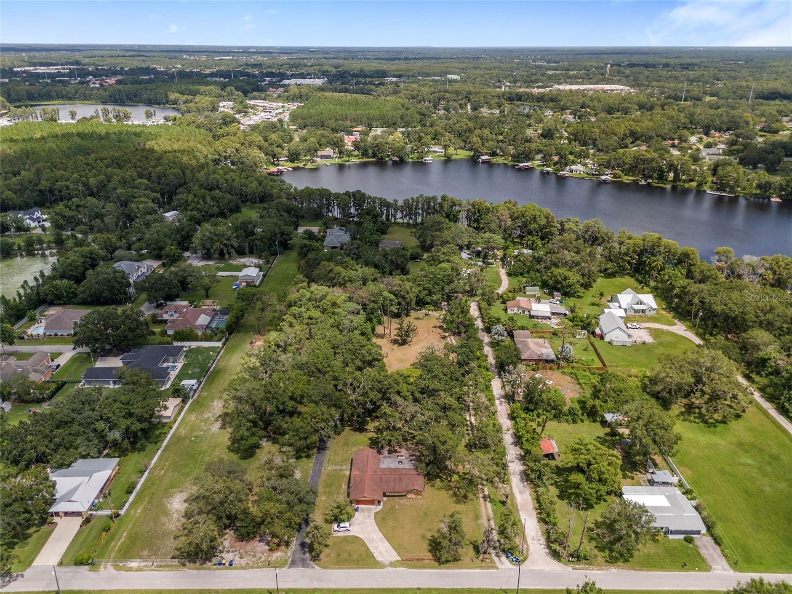Details for  Na  , LUTZ, FL 33558