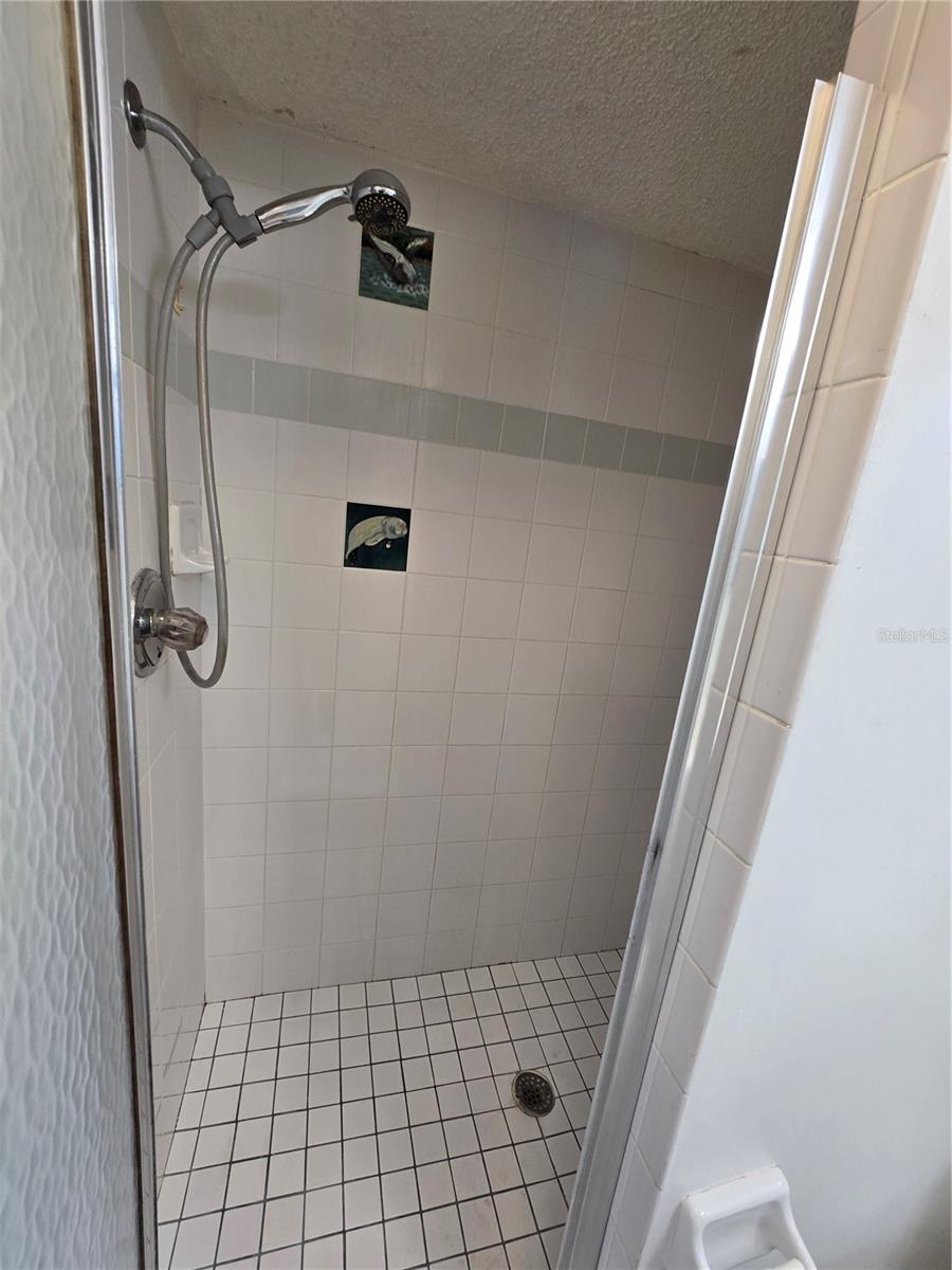 Image 16 of 26 For 11127 Peppertree Lane
