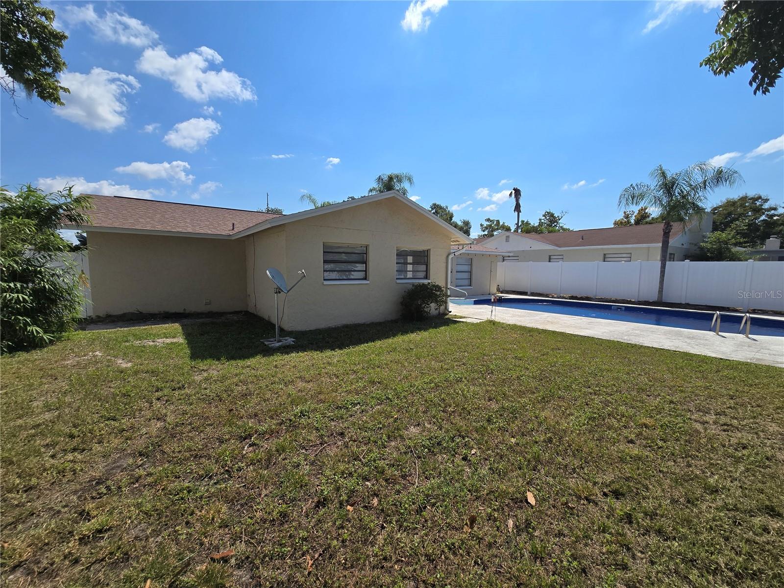 Image 24 of 26 For 11127 Peppertree Lane