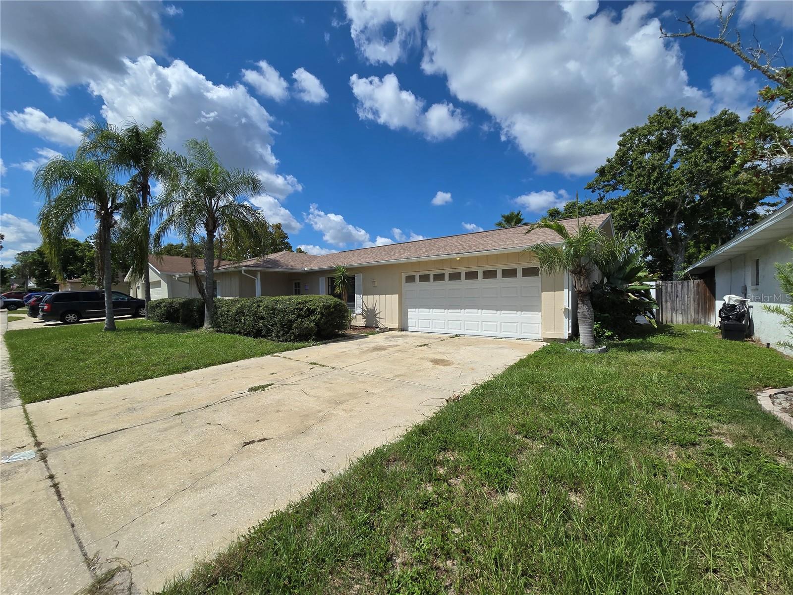 Image 3 of 26 For 11127 Peppertree Lane