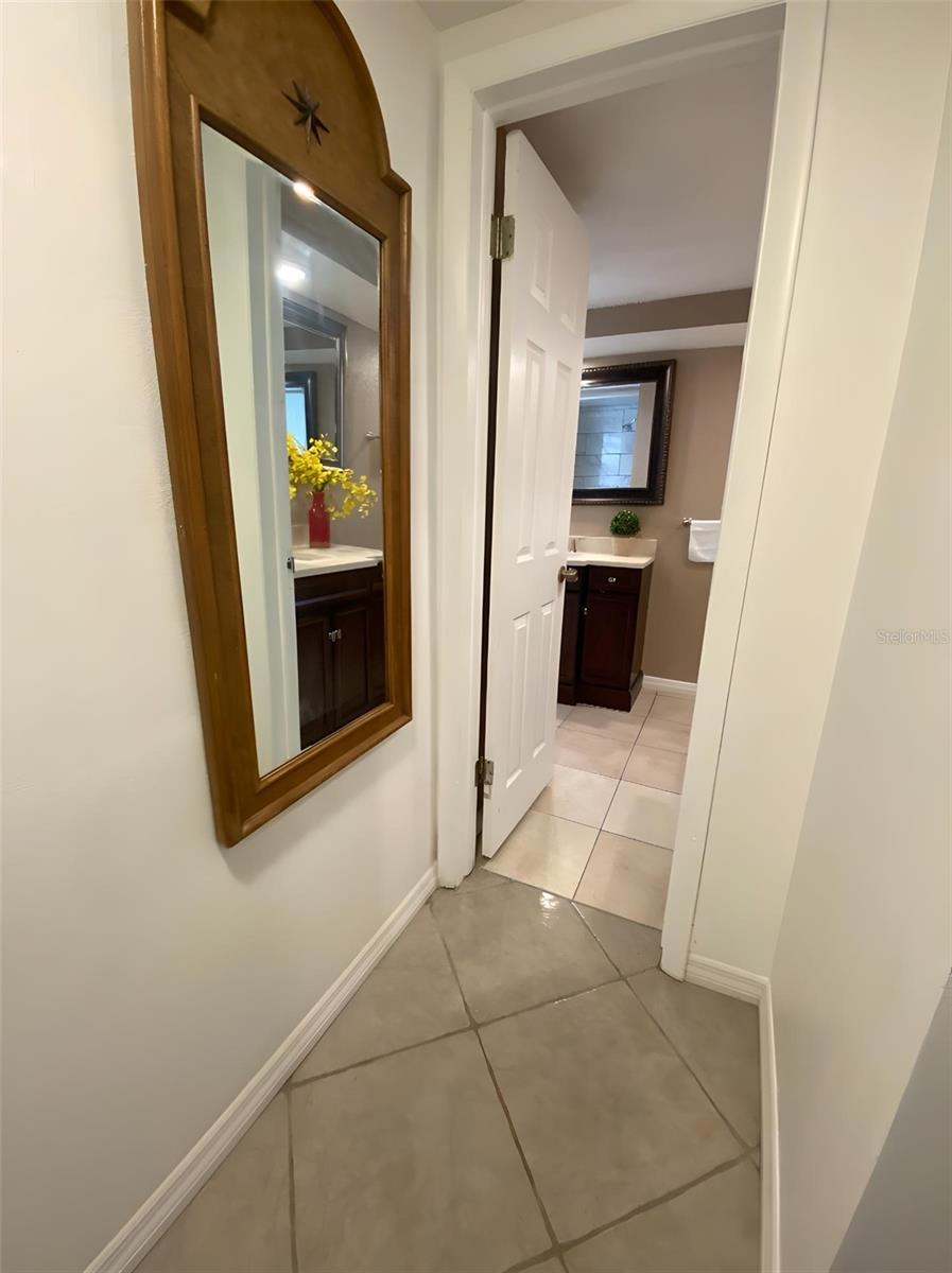 Image 20 of 49 For 1817 Dartmouth Drive