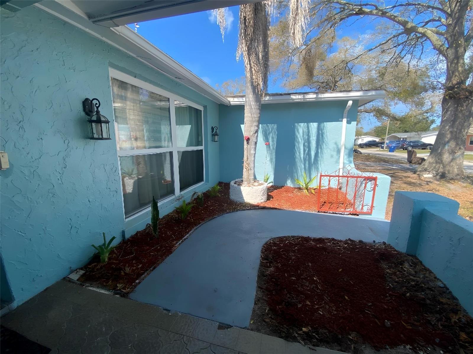 Image 4 of 49 For 1817 Dartmouth Drive