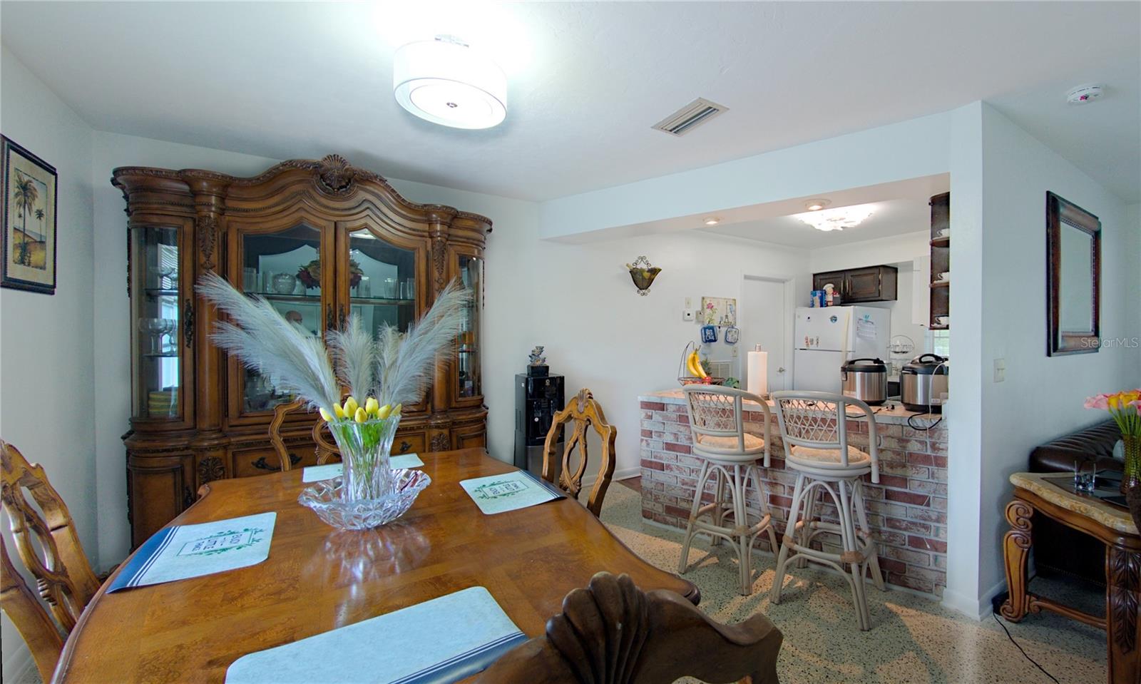 Image 6 of 16 For 9344 Horizon Drive