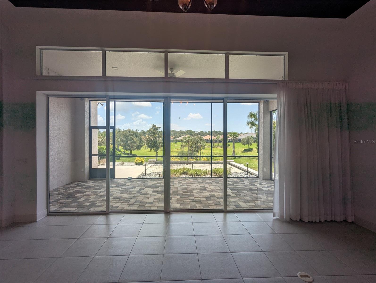 Listing photo id 10 for 1139 Hunt Club Drive