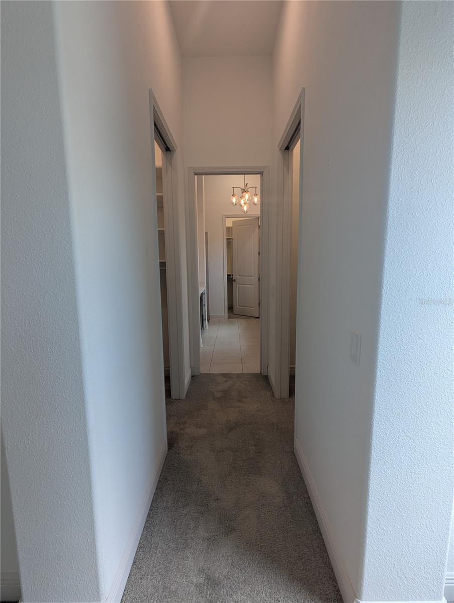 Listing photo id 16 for 1139 Hunt Club Drive