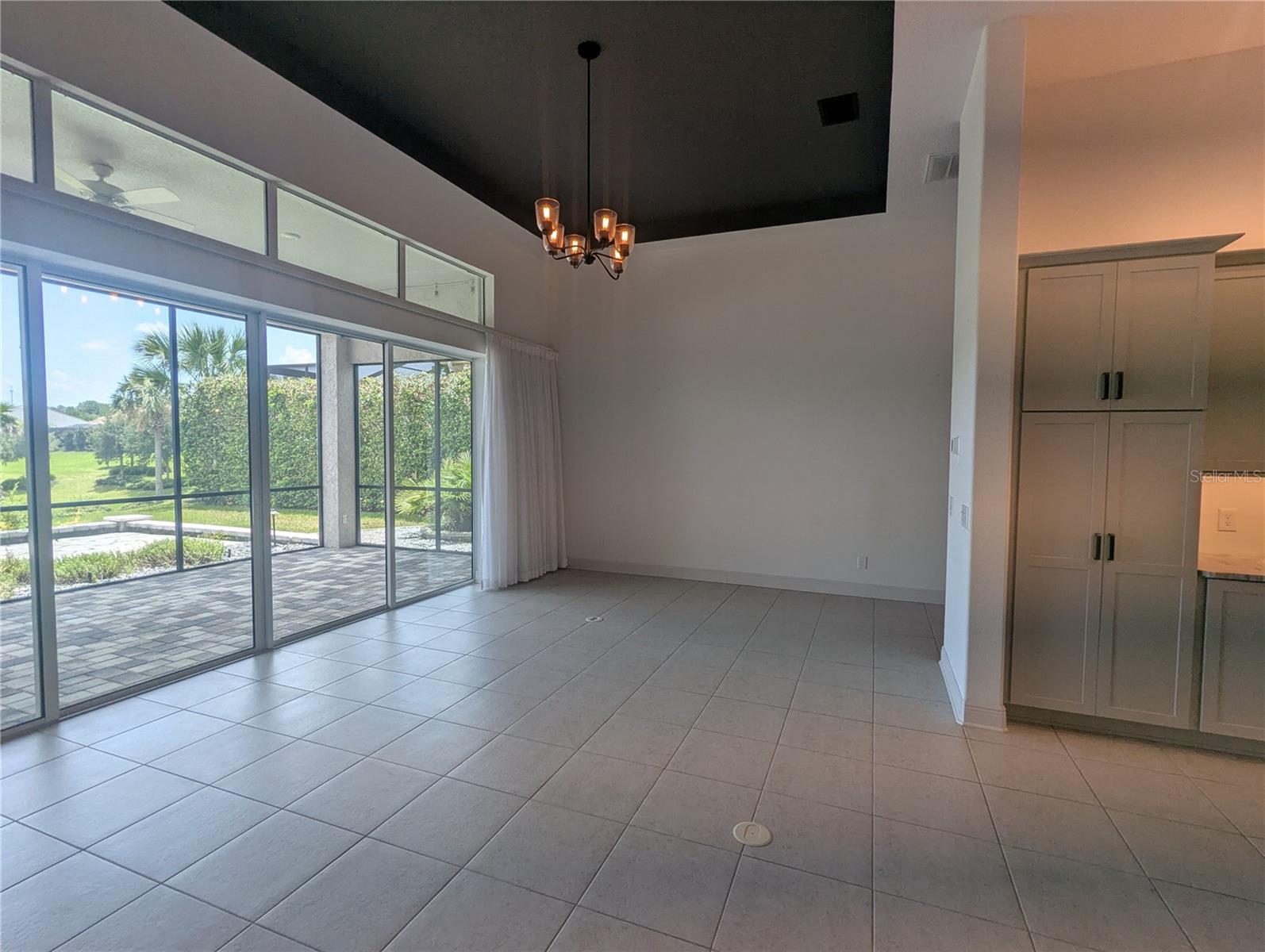 Listing photo id 26 for 1139 Hunt Club Drive