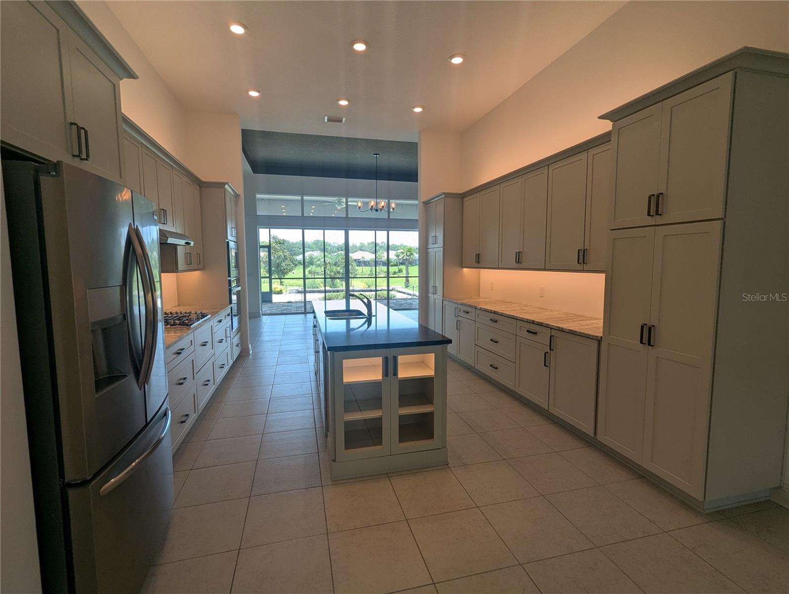 Listing photo id 1 for 1139 Hunt Club Drive