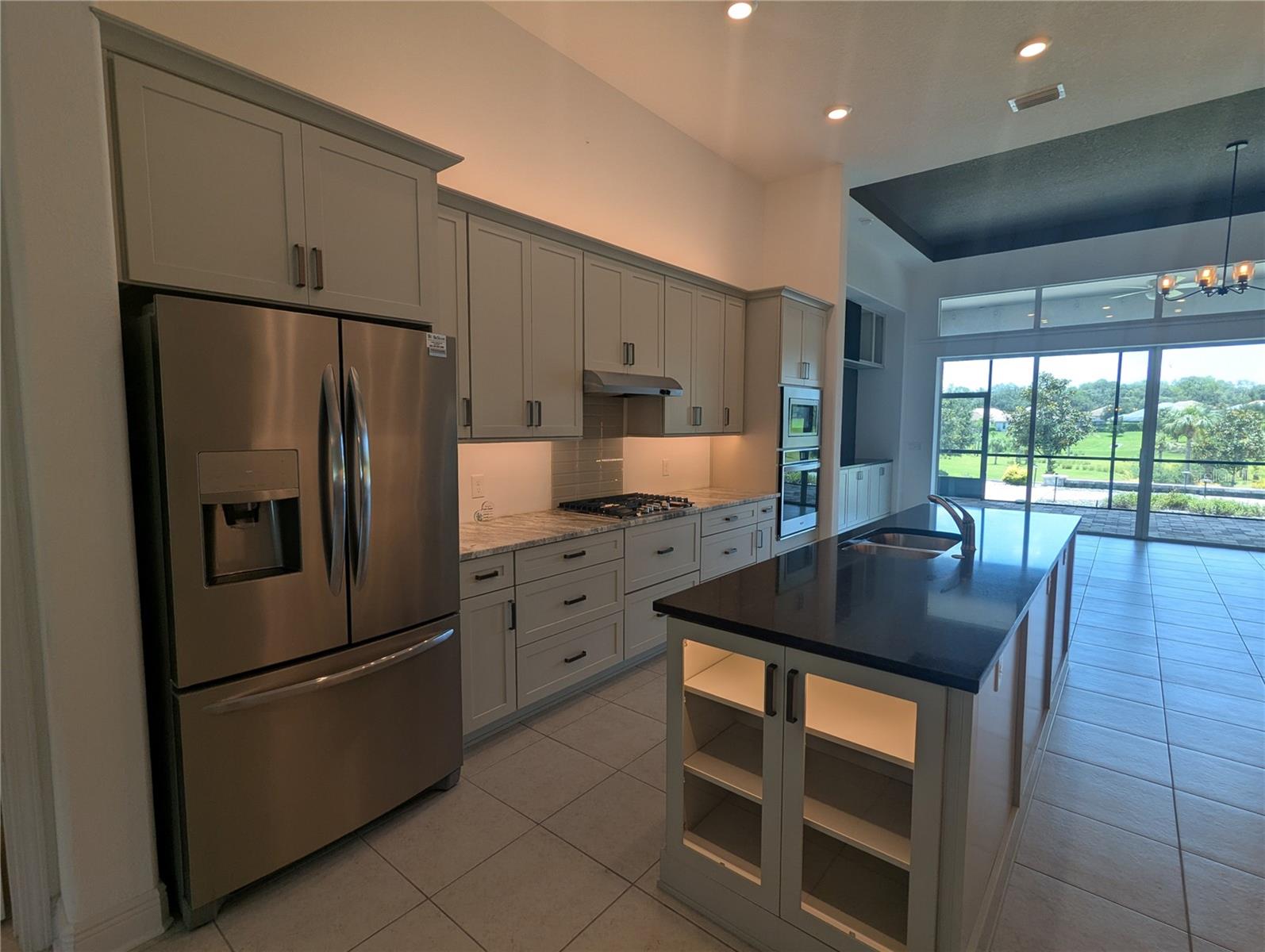 Listing photo id 4 for 1139 Hunt Club Drive